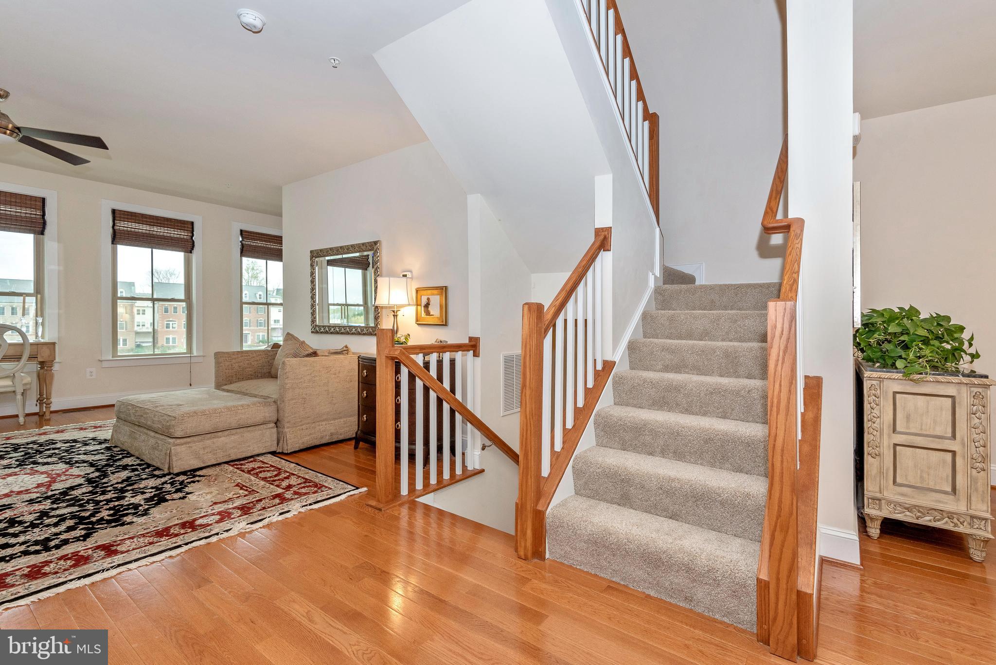 VILLAGES OF URBANA - Residential Lease