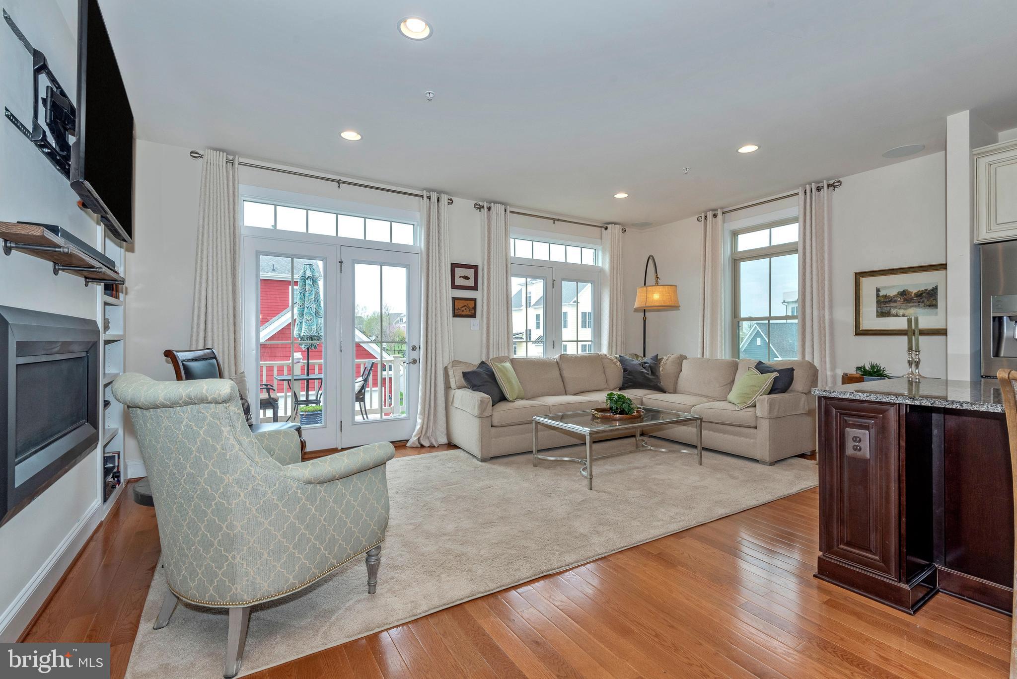 VILLAGES OF URBANA - Residential Lease