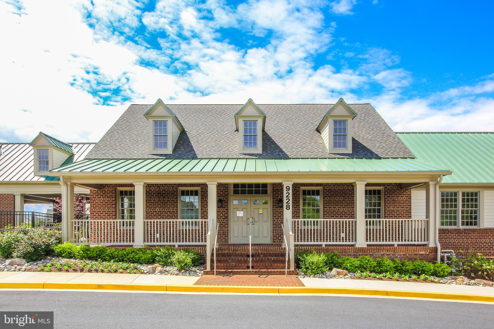 VILLAGES OF URBANA - Residential Lease