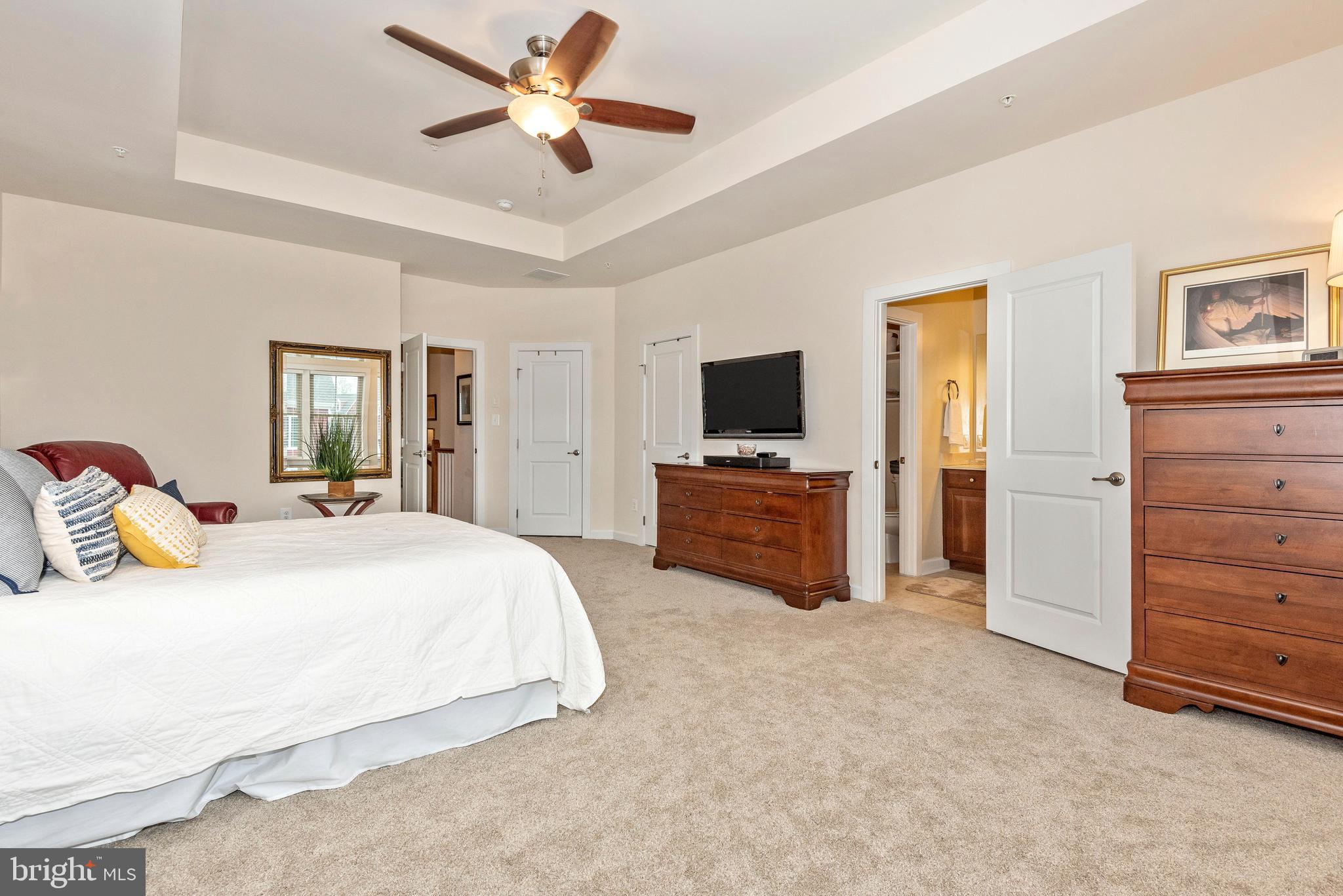 VILLAGES OF URBANA - Residential Lease