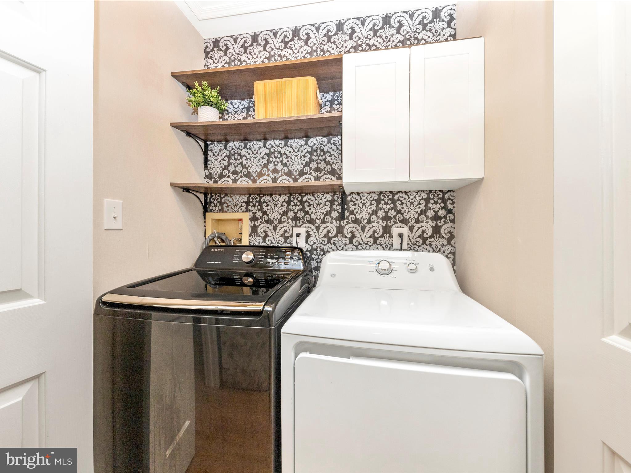 NORTH GATE TOWNE HOMES - Residential