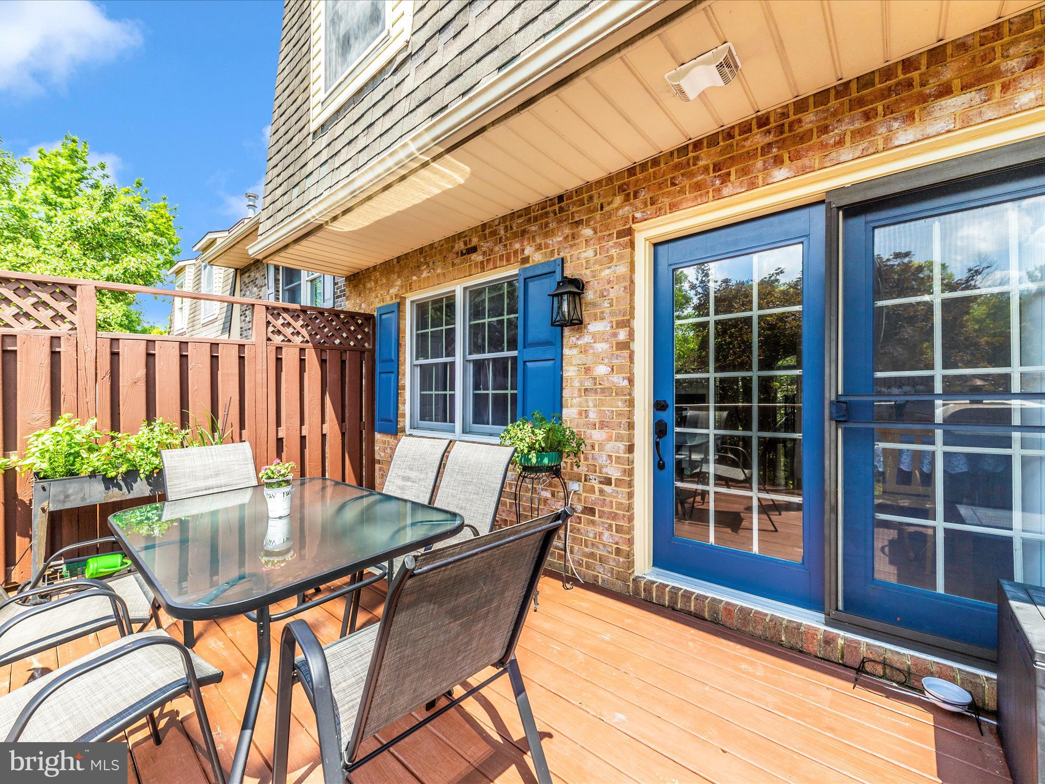 NORTH GATE TOWNE HOMES - Residential