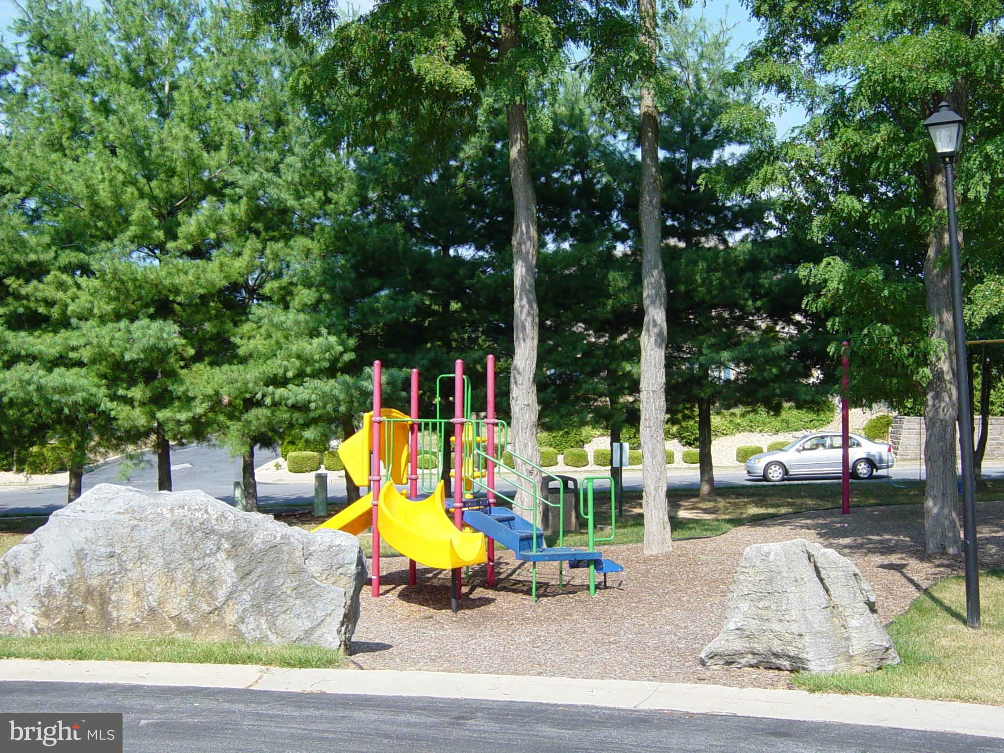 NORTH GATE TOWNE HOMES - Residential