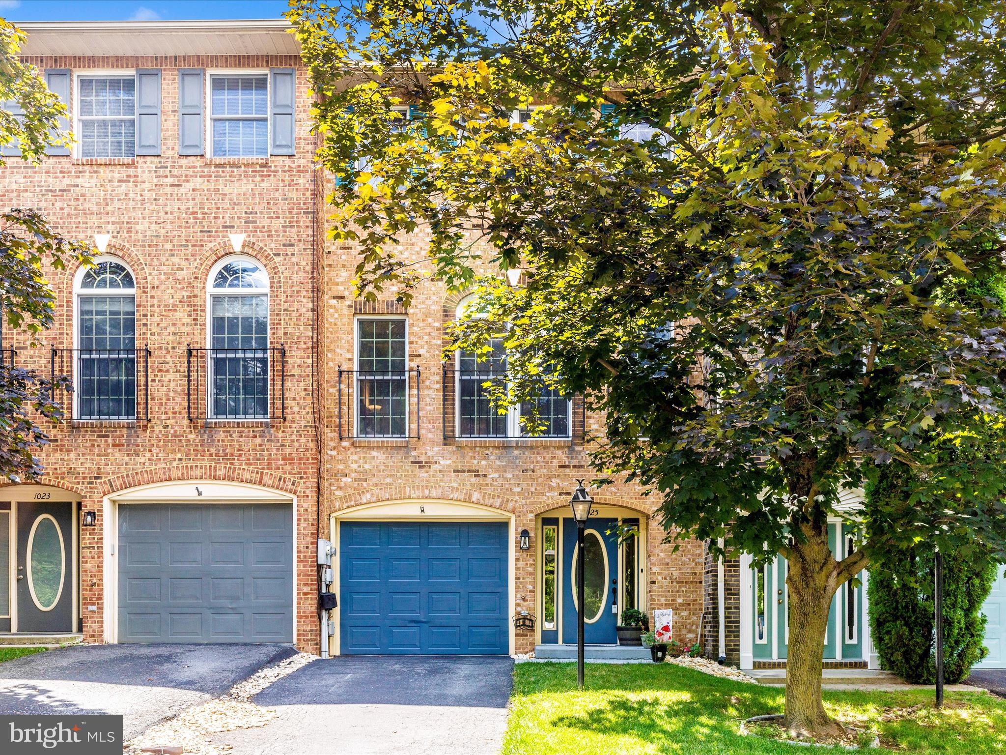 NORTH GATE TOWNE HOMES - Residential