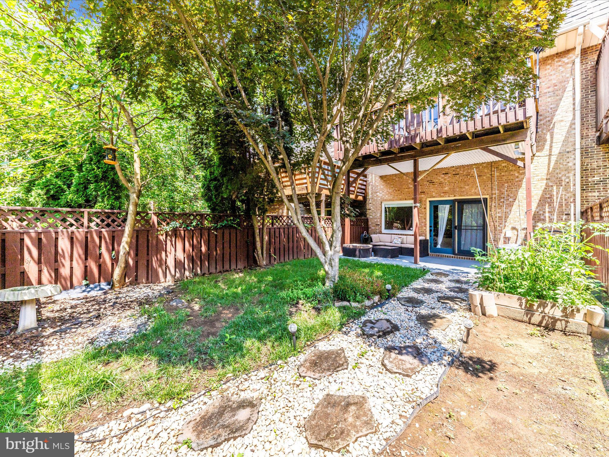 NORTH GATE TOWNE HOMES - Residential