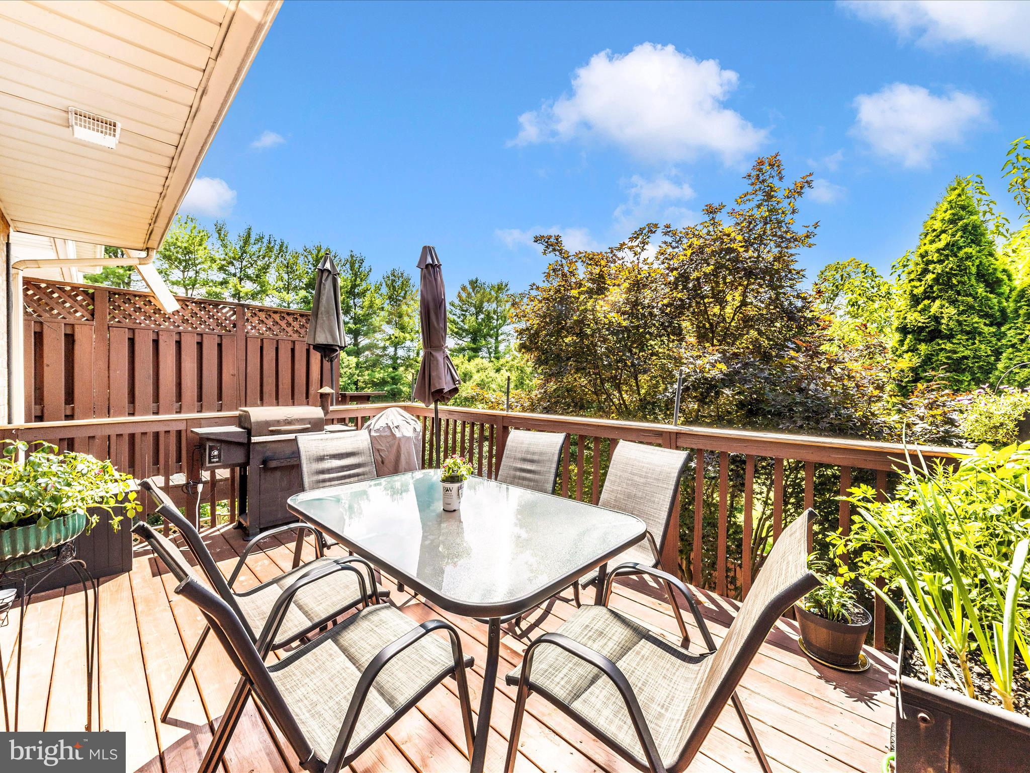 NORTH GATE TOWNE HOMES - Residential