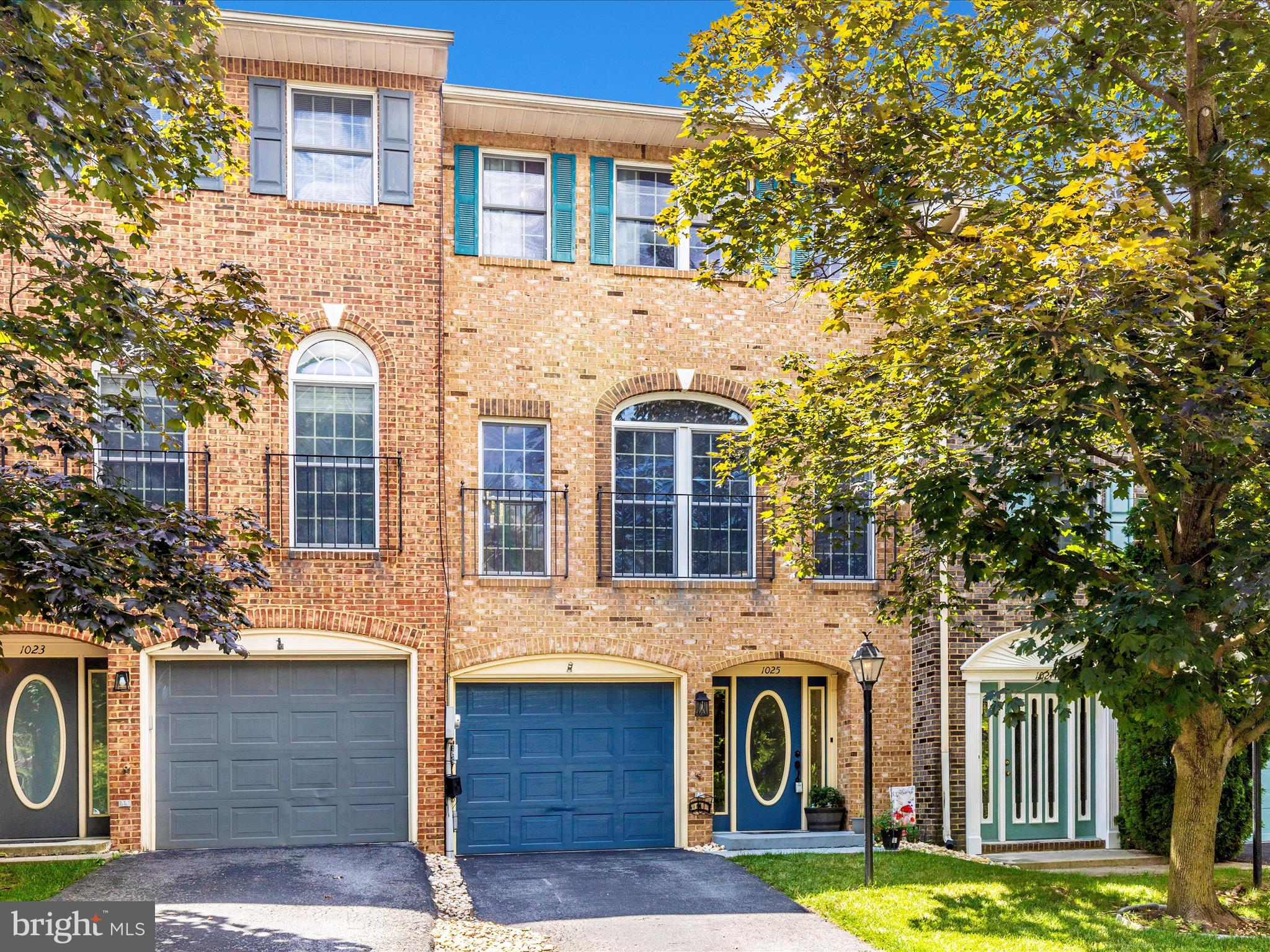 NORTH GATE TOWNE HOMES - Residential