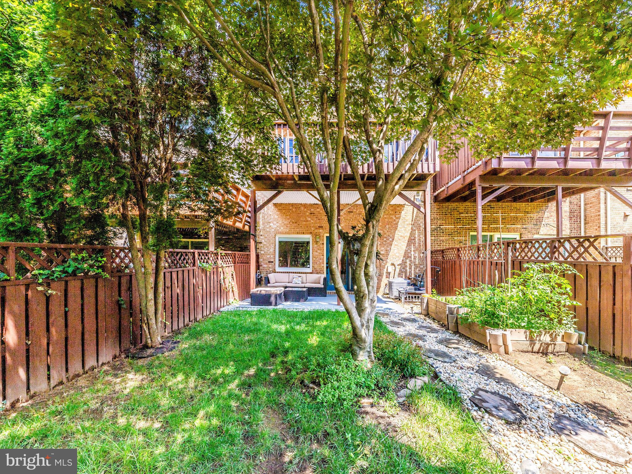 NORTH GATE TOWNE HOMES - Residential