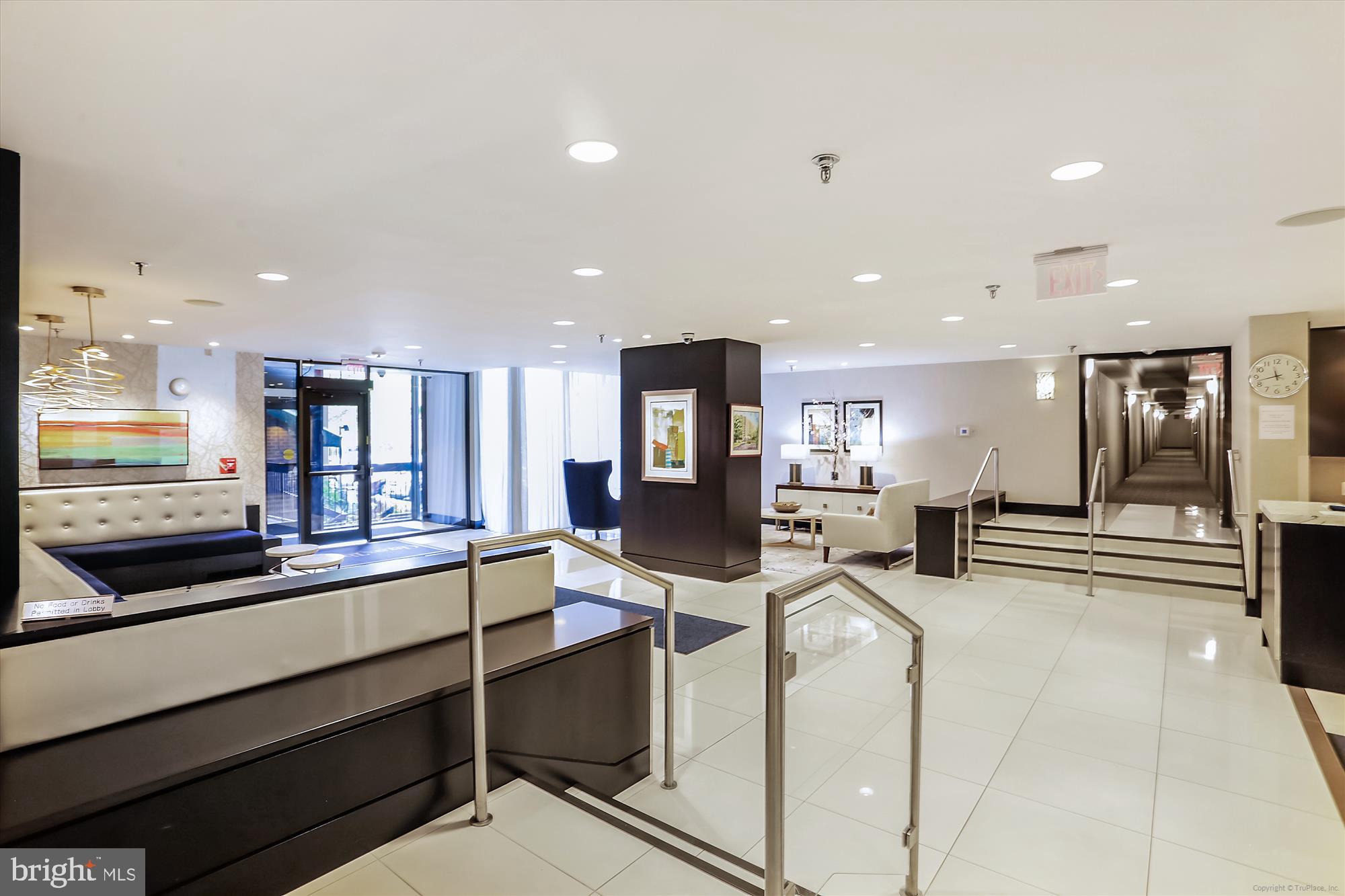 CHELSEA TOWERS - Residential