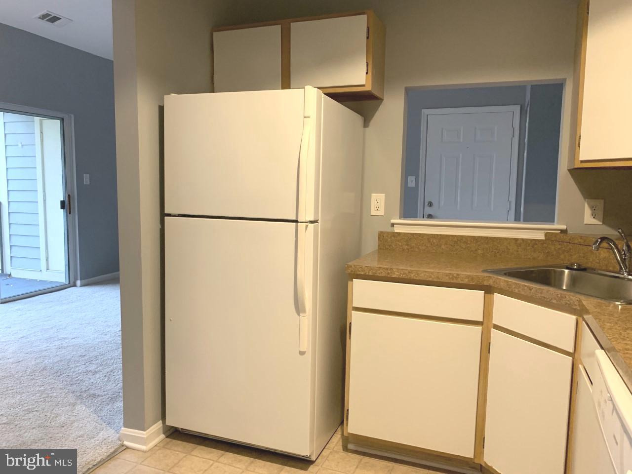 CROMWELL FOUNTAIN - Residential Lease