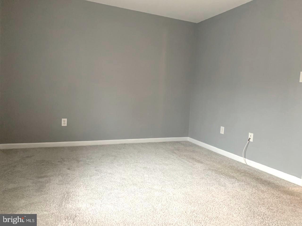 CROMWELL FOUNTAIN - Residential Lease