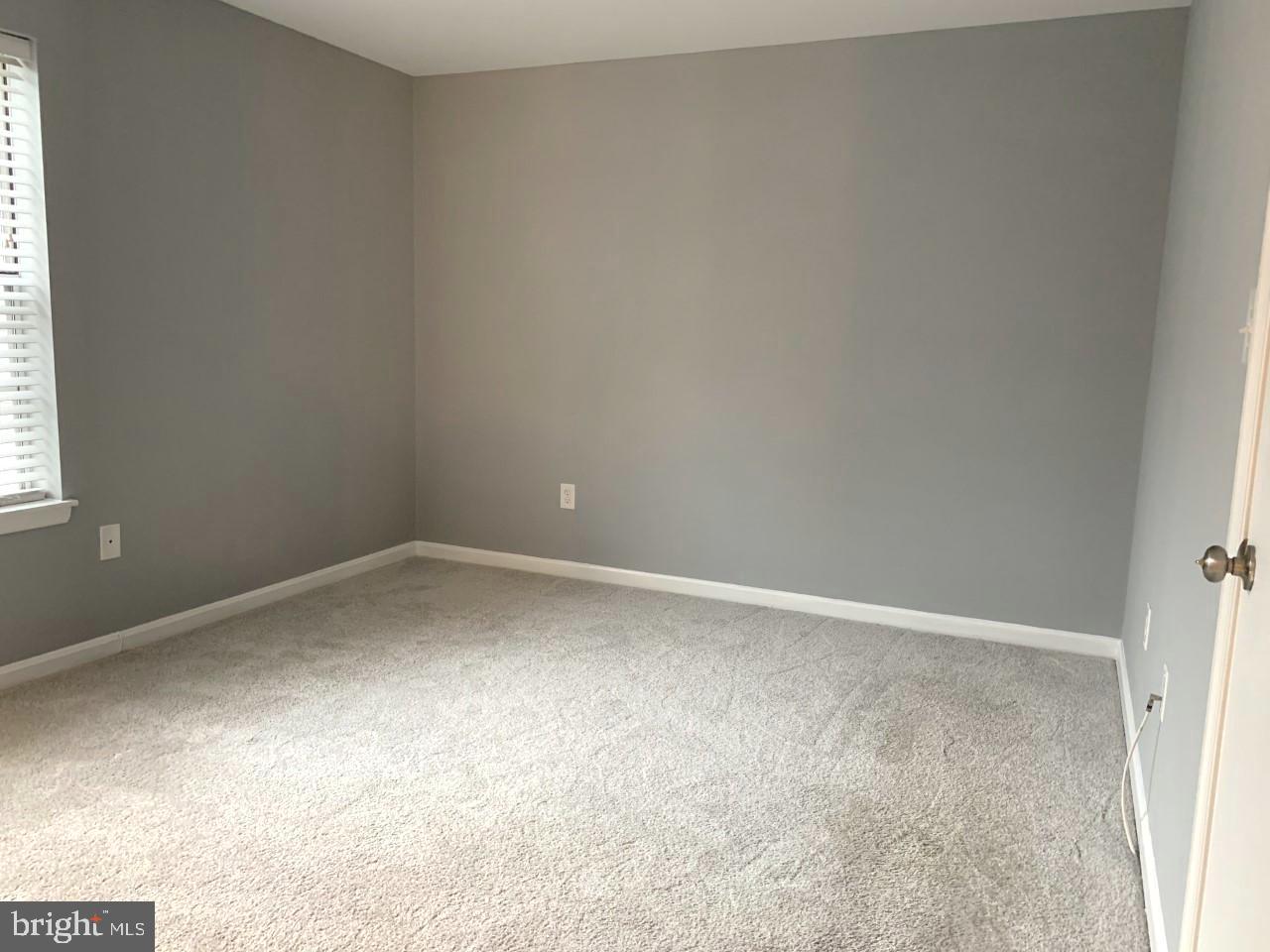 CROMWELL FOUNTAIN - Residential Lease