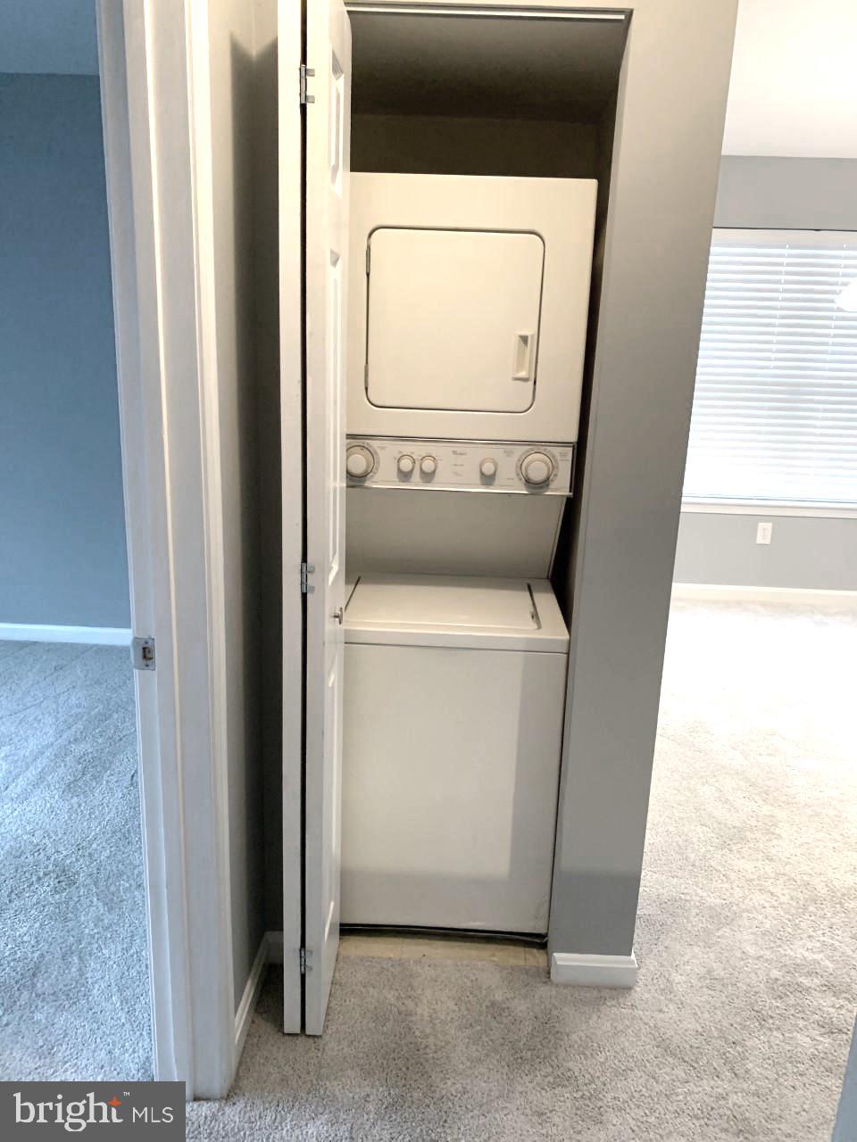 CROMWELL FOUNTAIN - Residential Lease