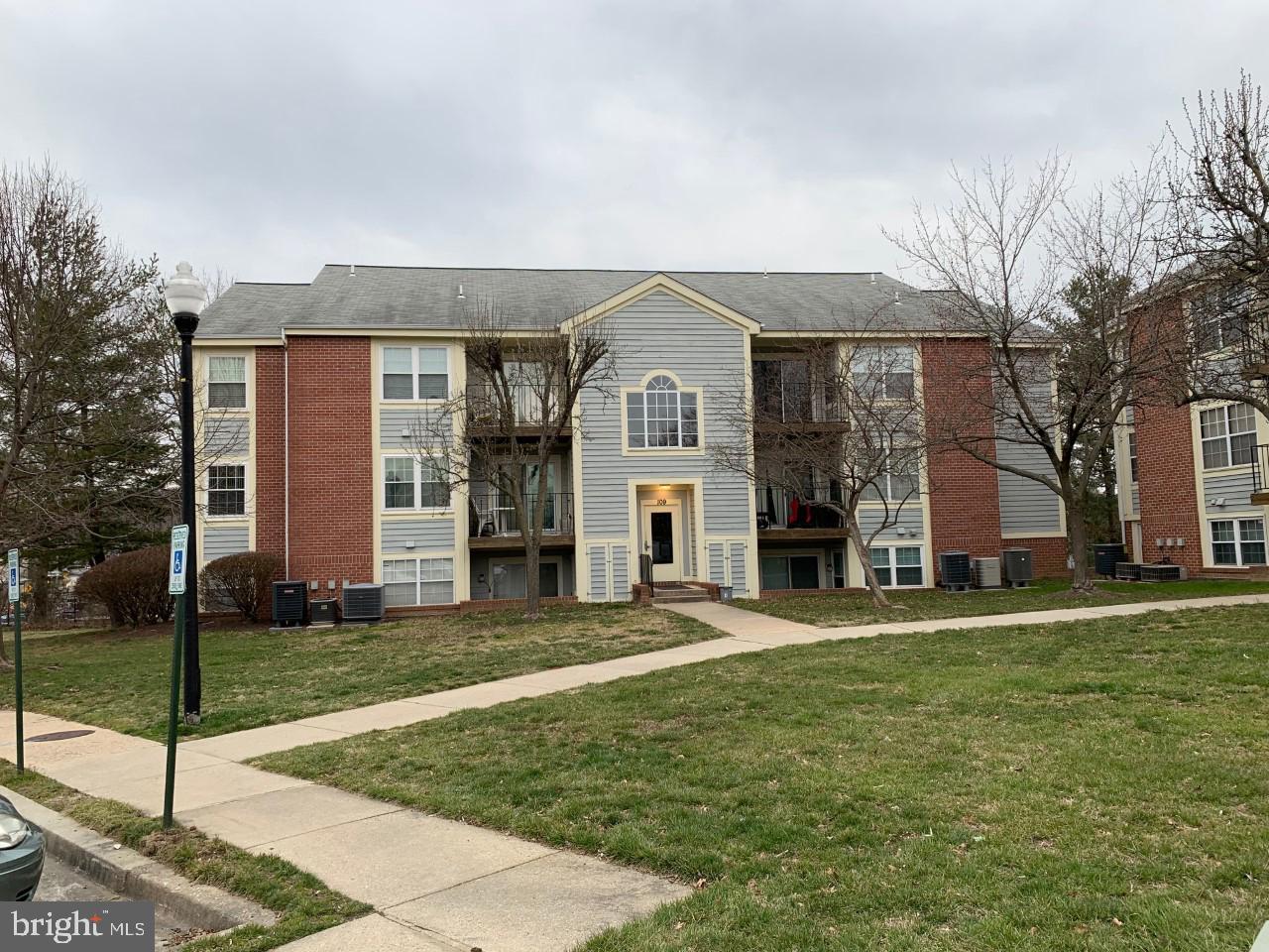 CROMWELL FOUNTAIN - Residential Lease