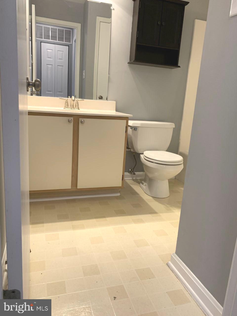 CROMWELL FOUNTAIN - Residential Lease