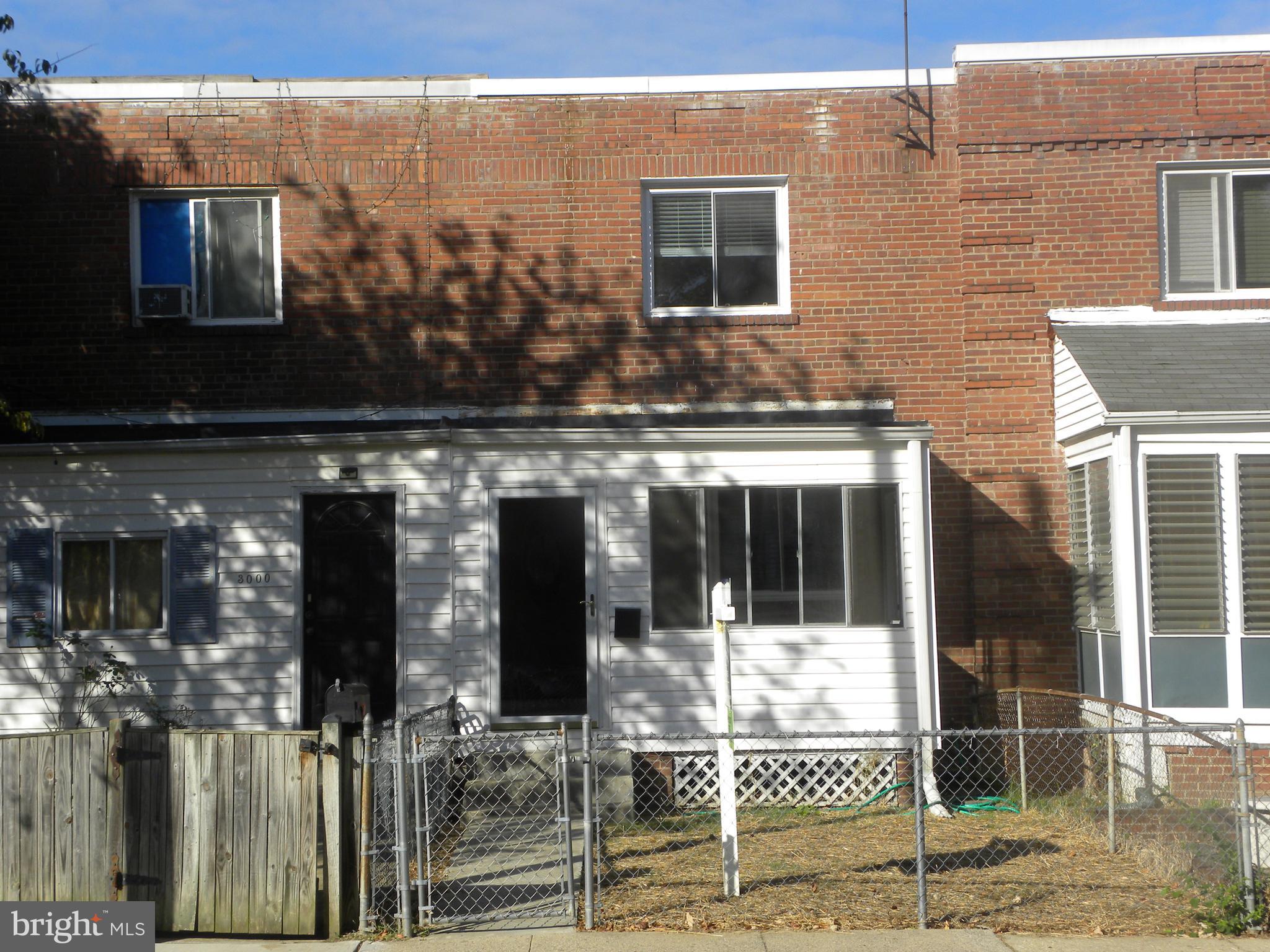 WAVERLY TAYLOR - Residential Lease