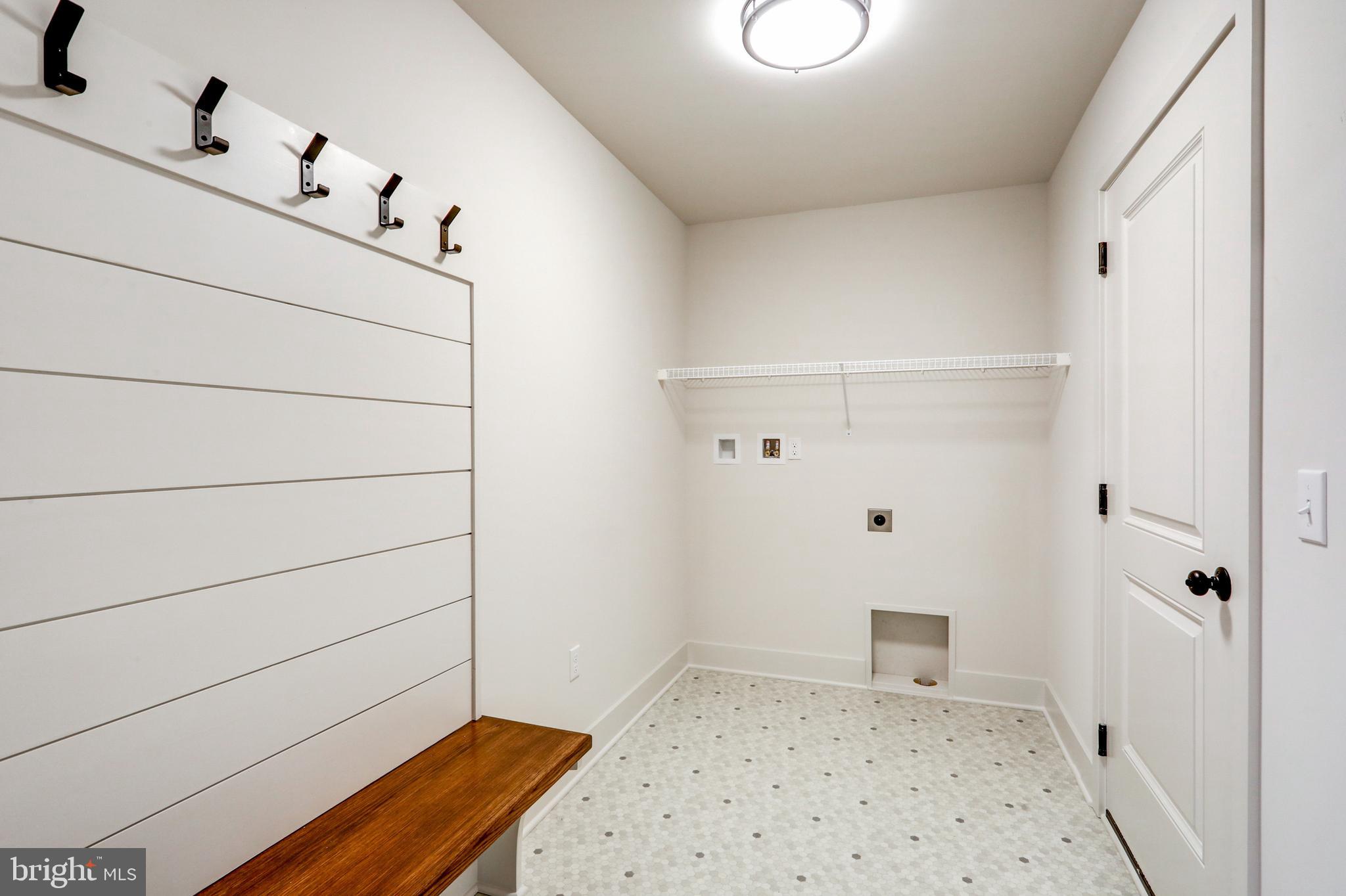 BRIDLE PATH - Residential