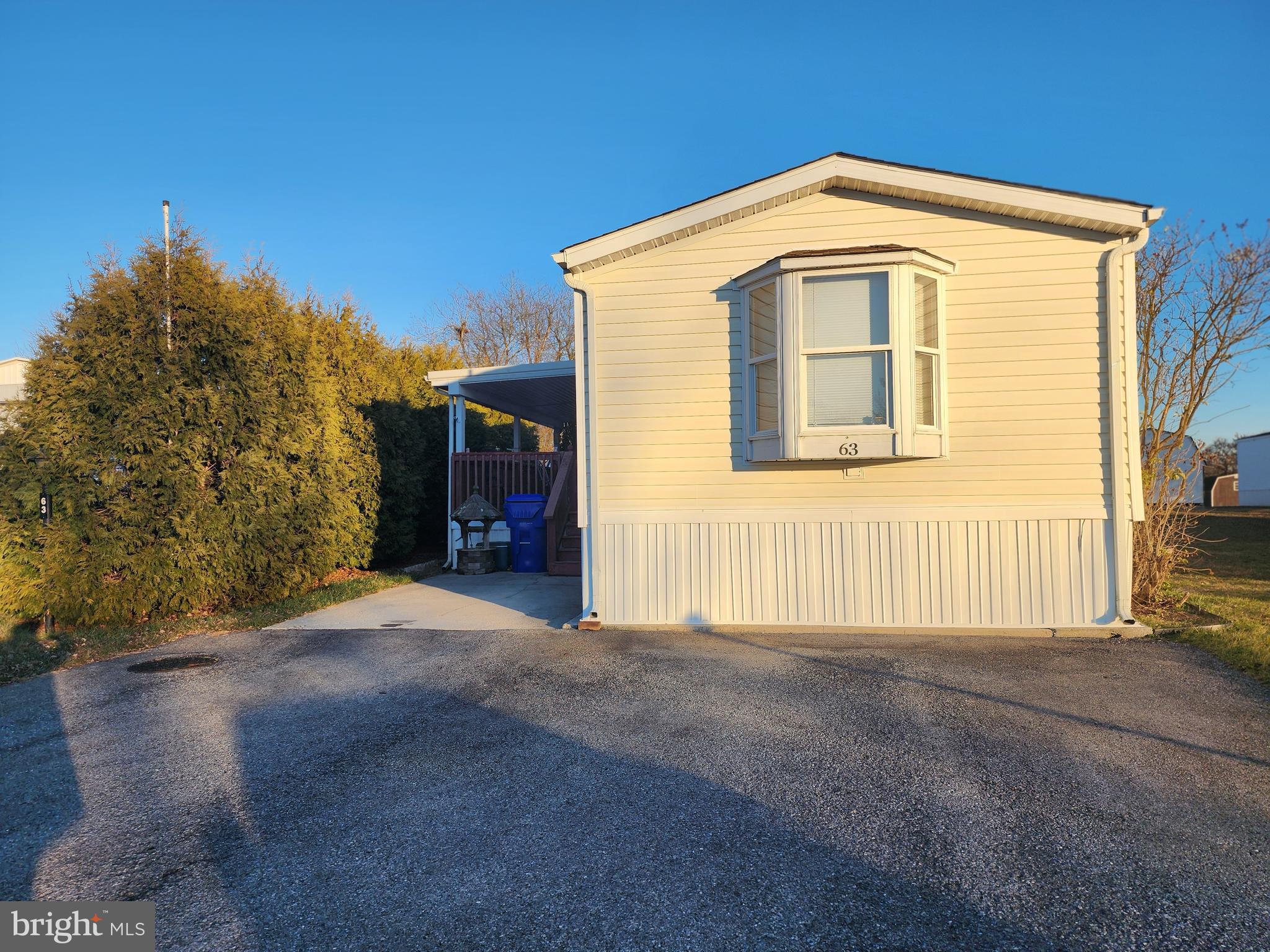 LINCOLN ESTATES MHP - Residential