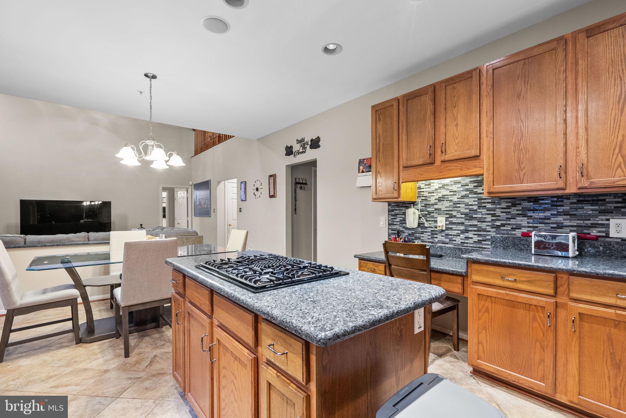 TANTALLON ON THE POTOMAC - Residential