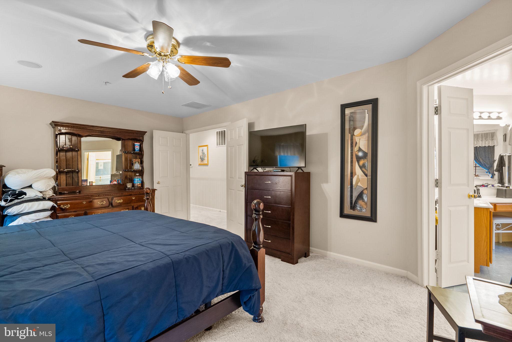 TANTALLON ON THE POTOMAC - Residential