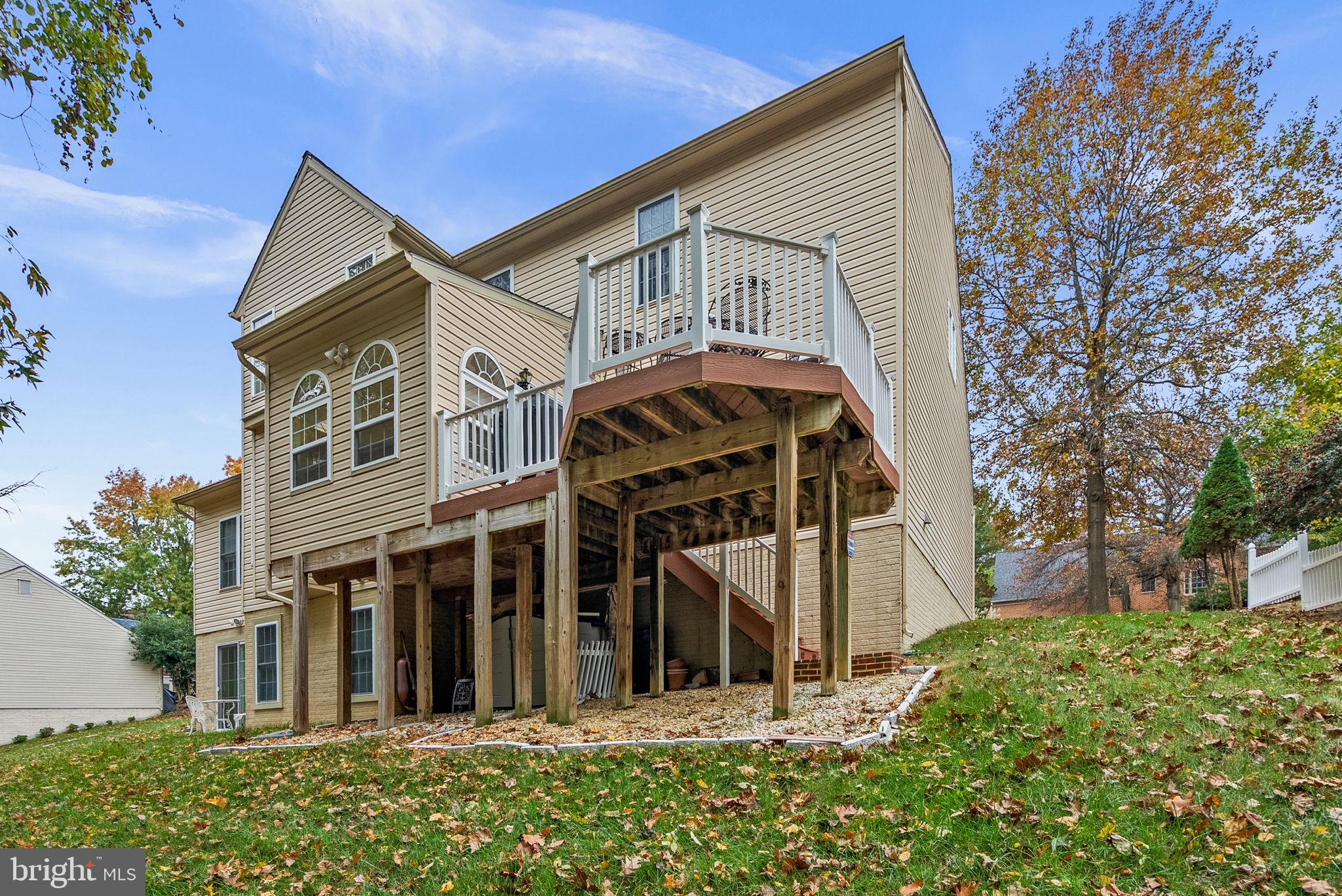 TANTALLON ON THE POTOMAC - Residential