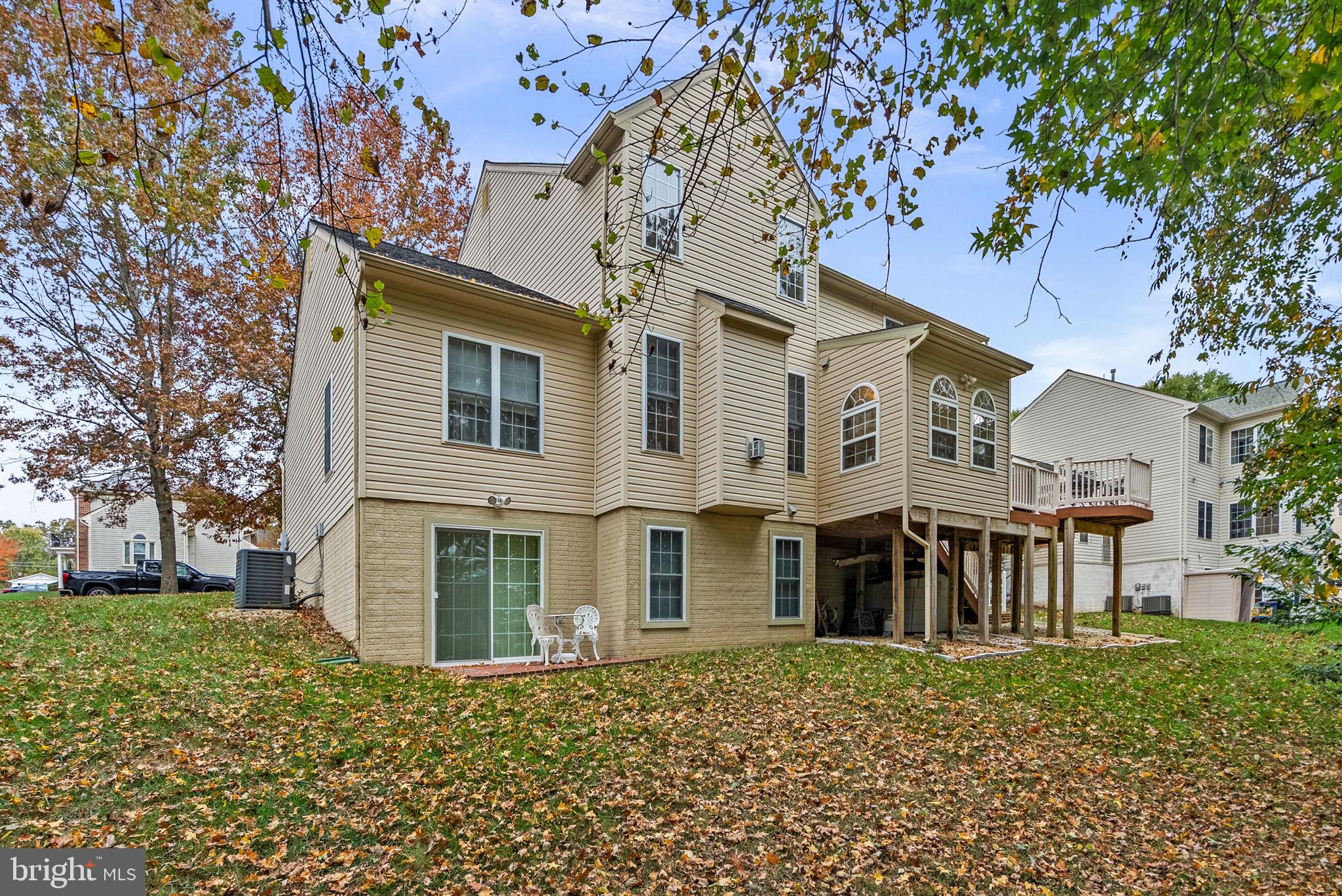 TANTALLON ON THE POTOMAC - Residential