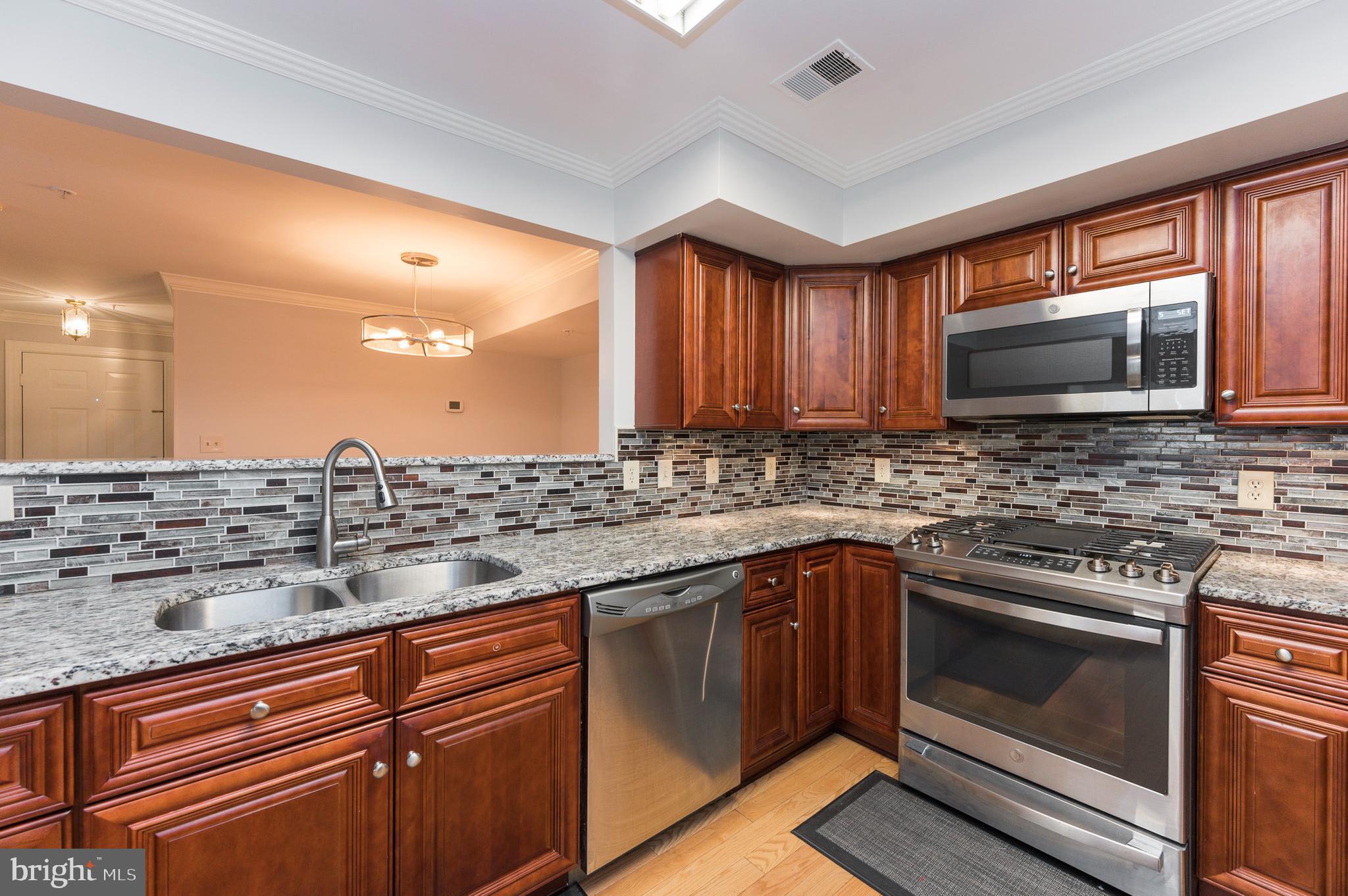 HIGHLAND AT GUNSTON CORNER - Residential Lease