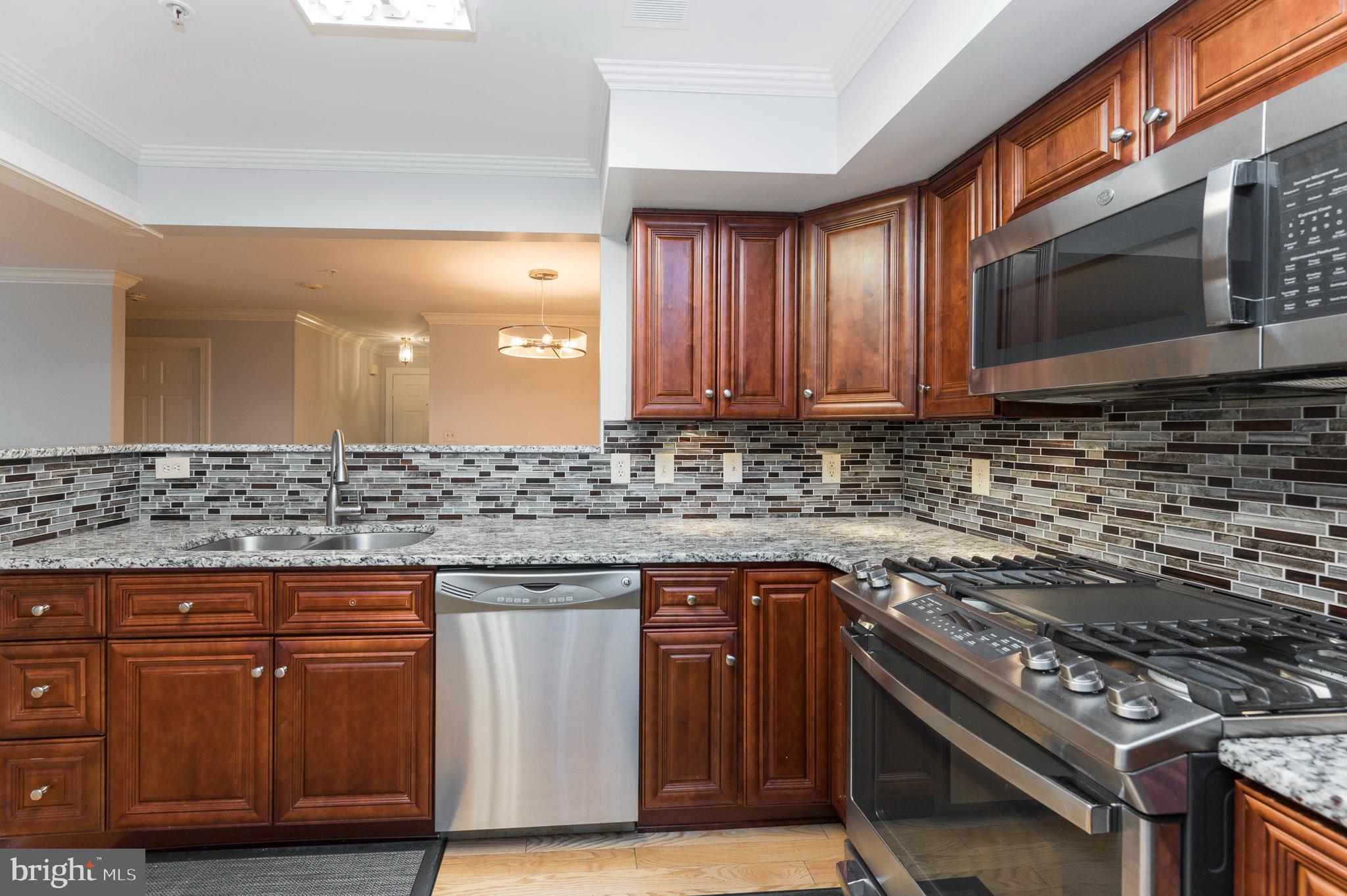 HIGHLAND AT GUNSTON CORNER - Residential Lease