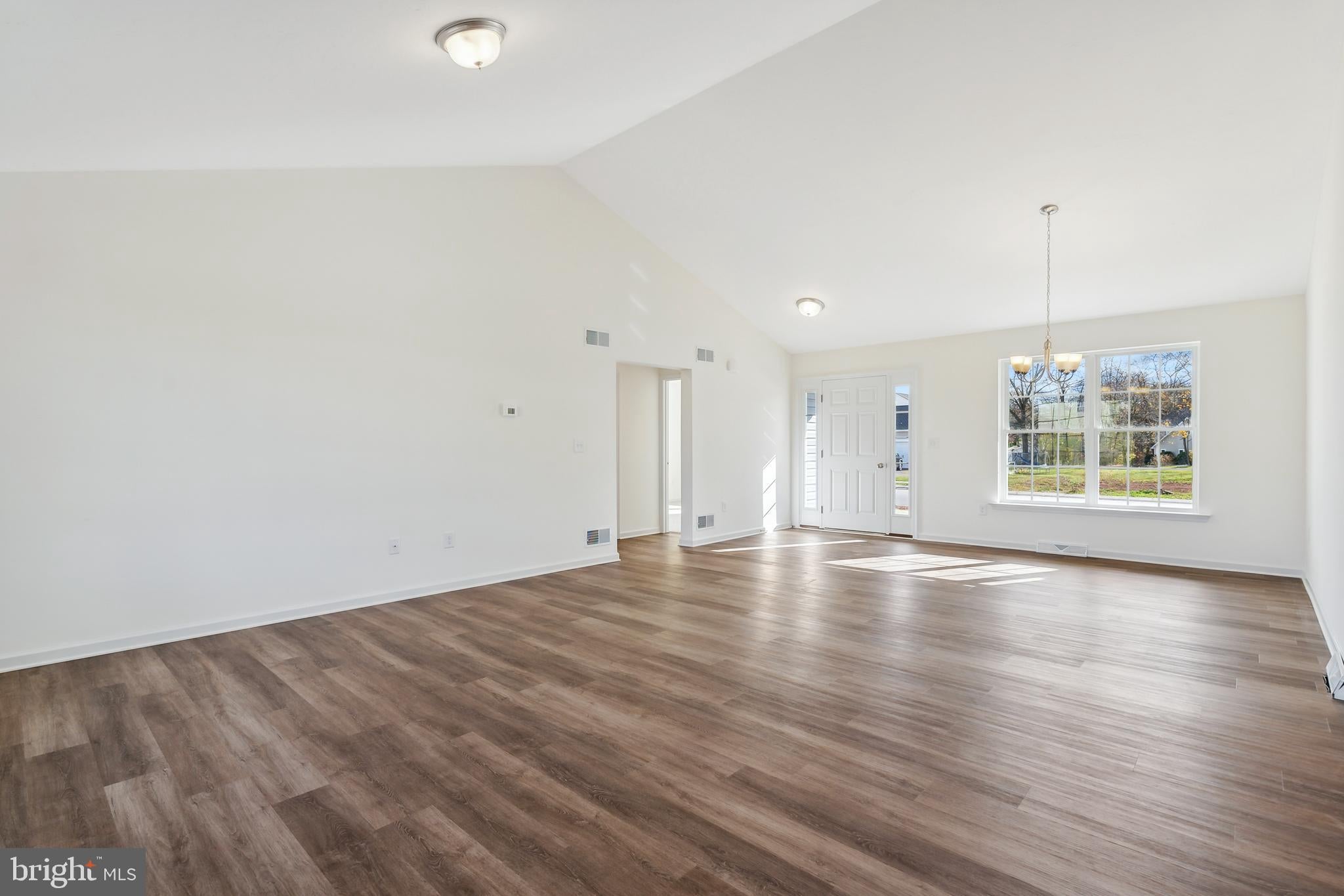 31 FRIAR RD 38