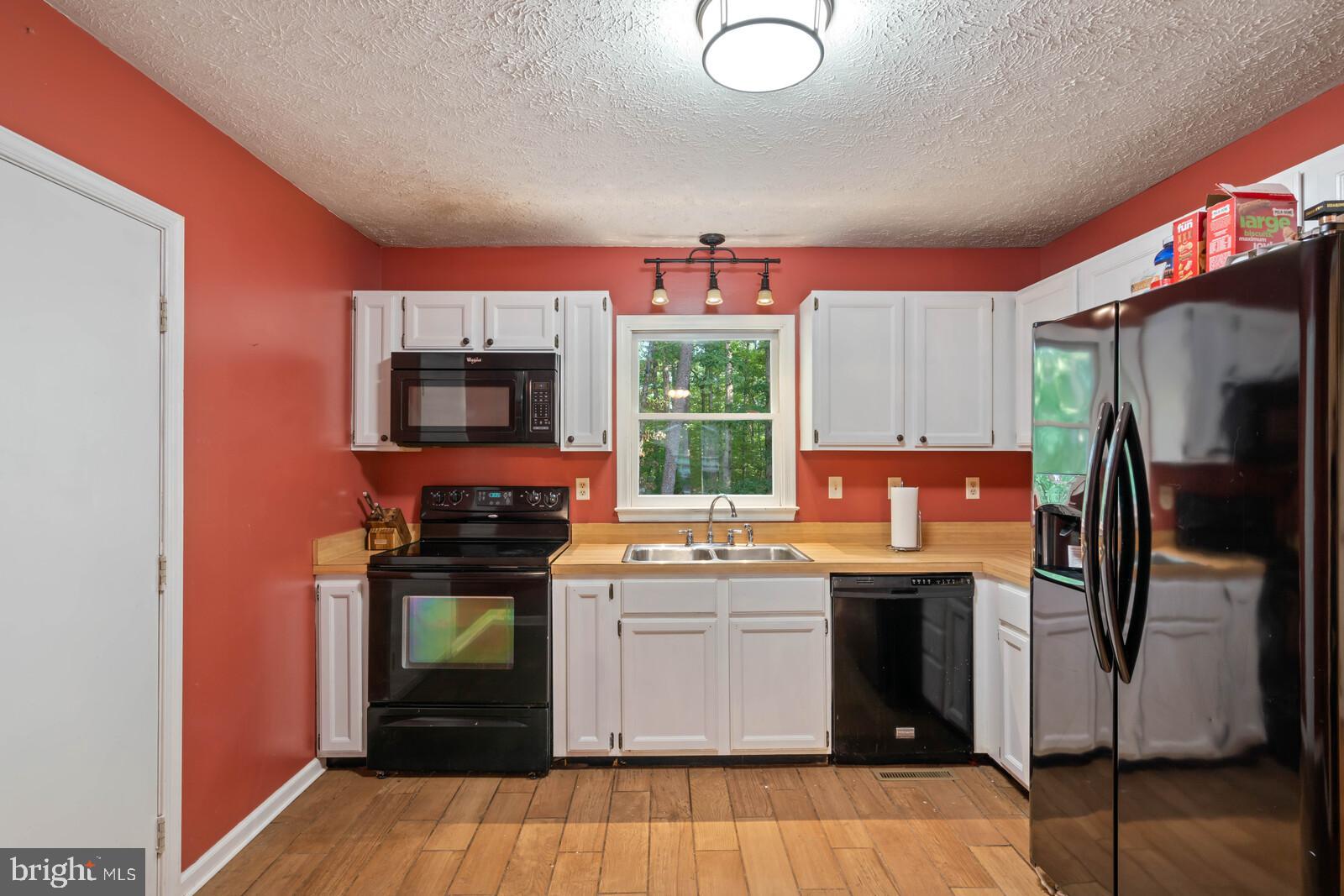 LAKE OF THE WOODS - Residential