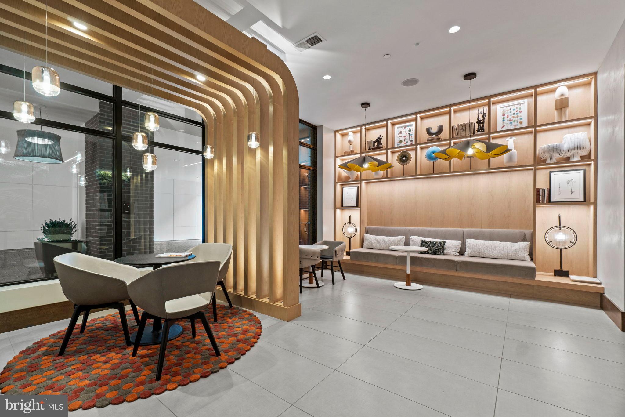 925 N FAIRFAX STREET 708