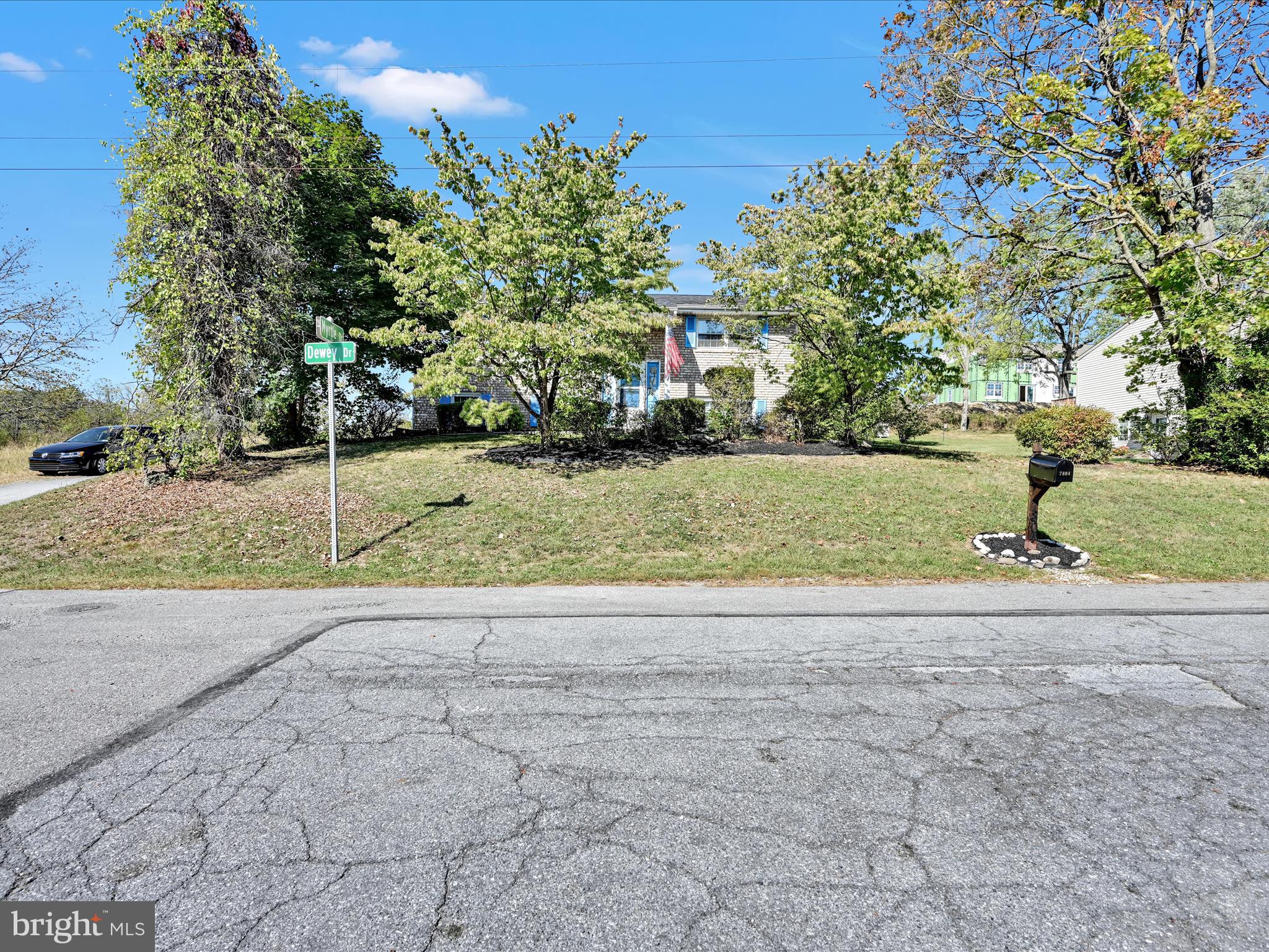 7804 DEWEY DRIVE