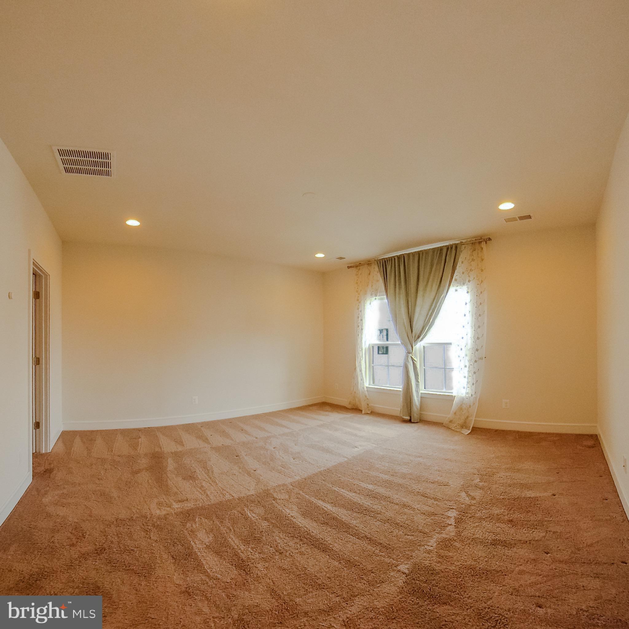 PROSPERITY PLAINS - Residential Lease