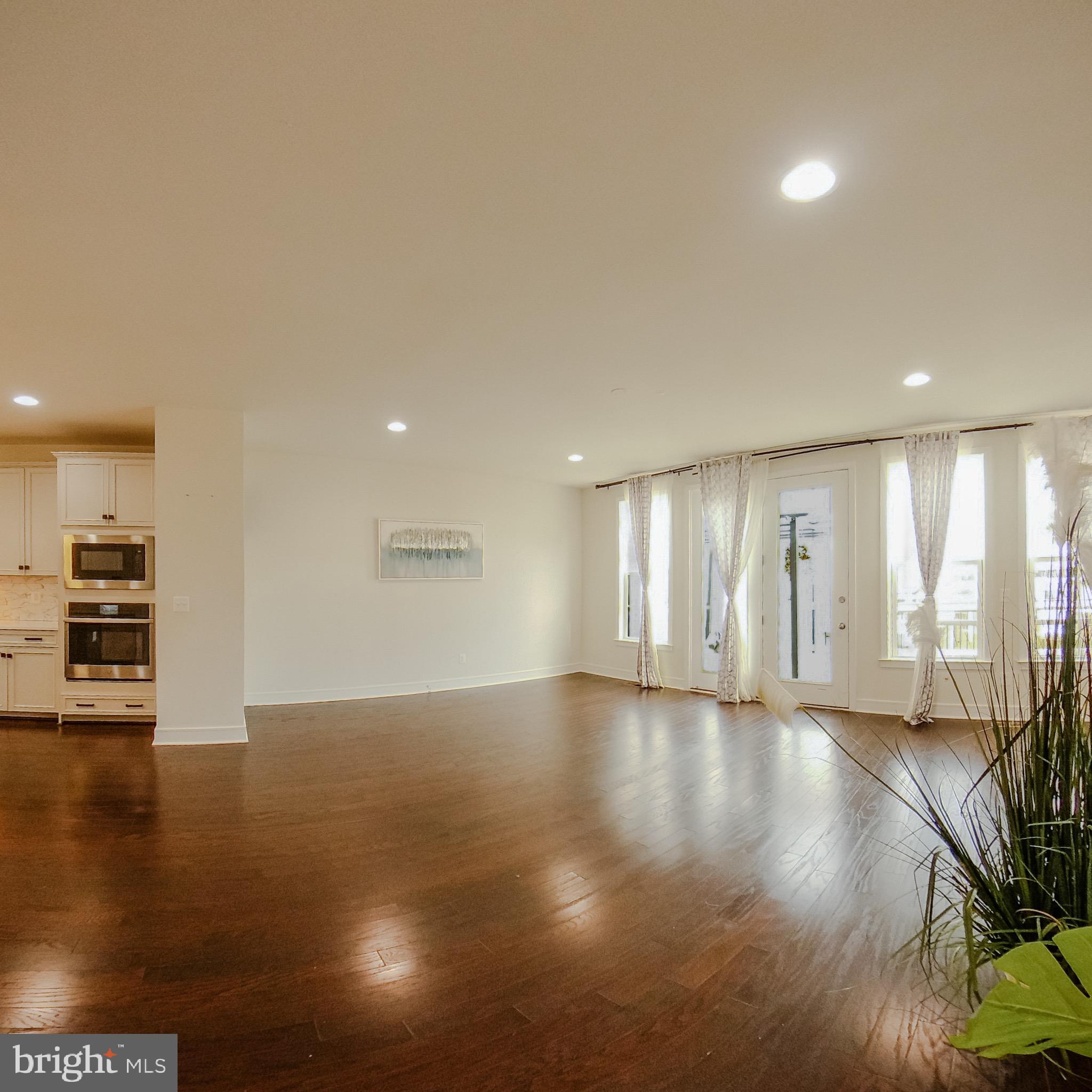 PROSPERITY PLAINS - Residential Lease