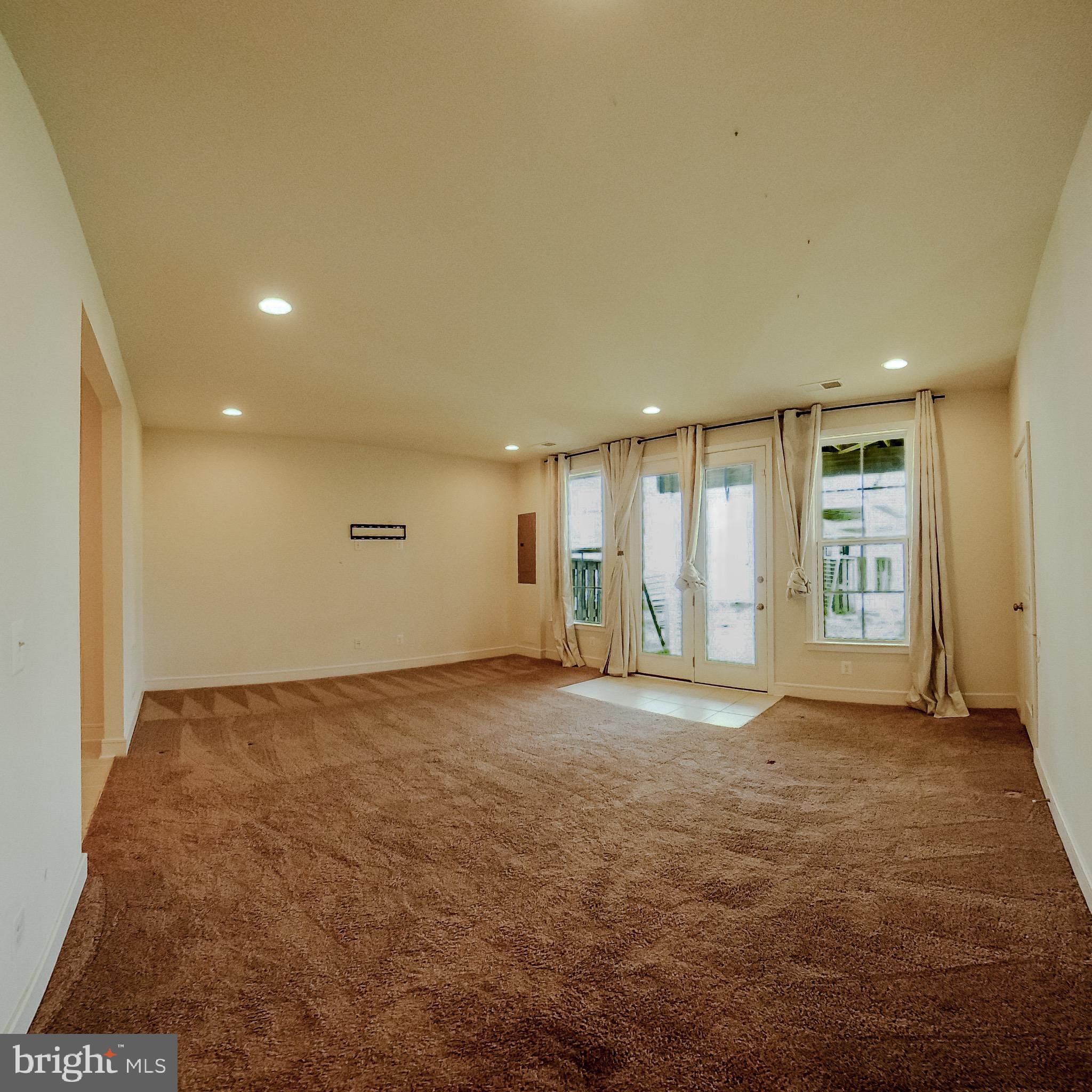 PROSPERITY PLAINS - Residential Lease