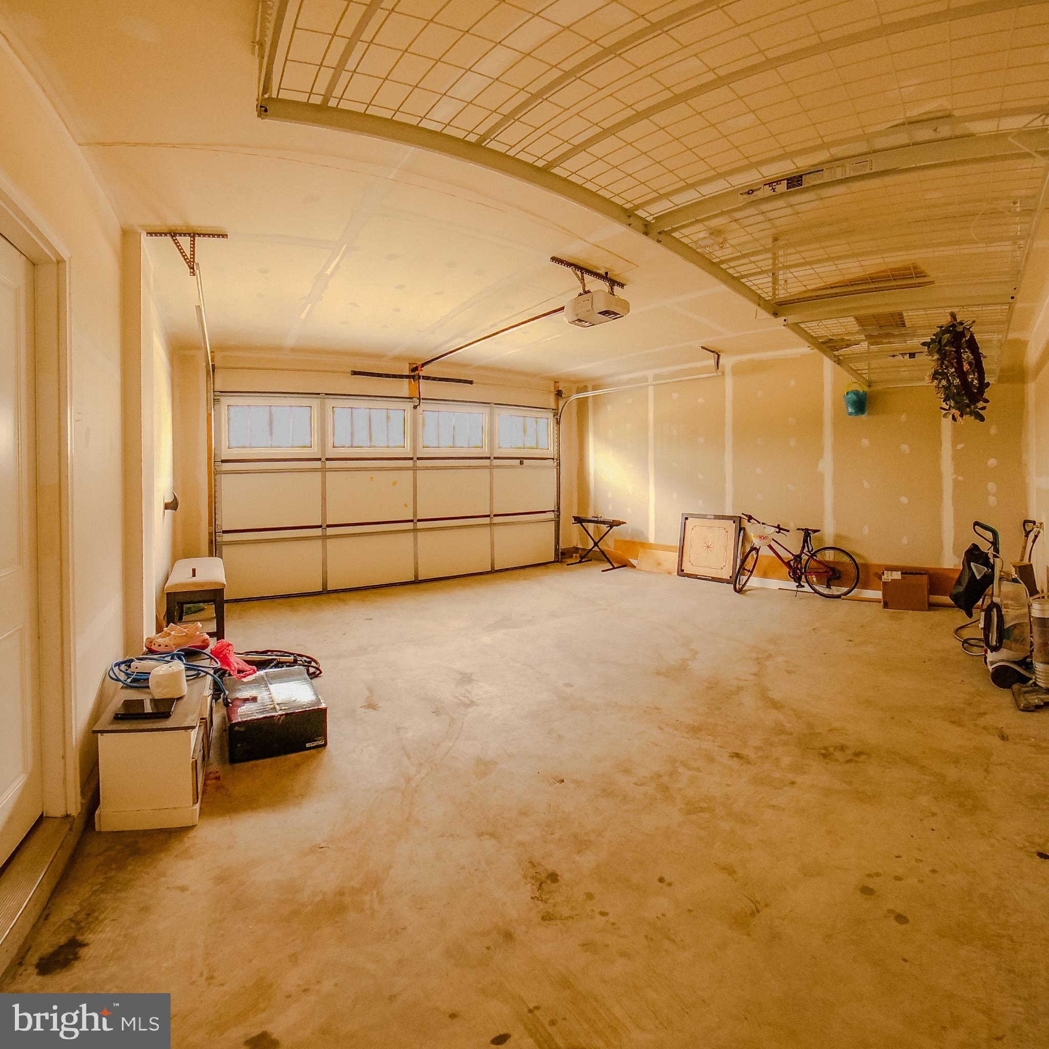 PROSPERITY PLAINS - Residential Lease