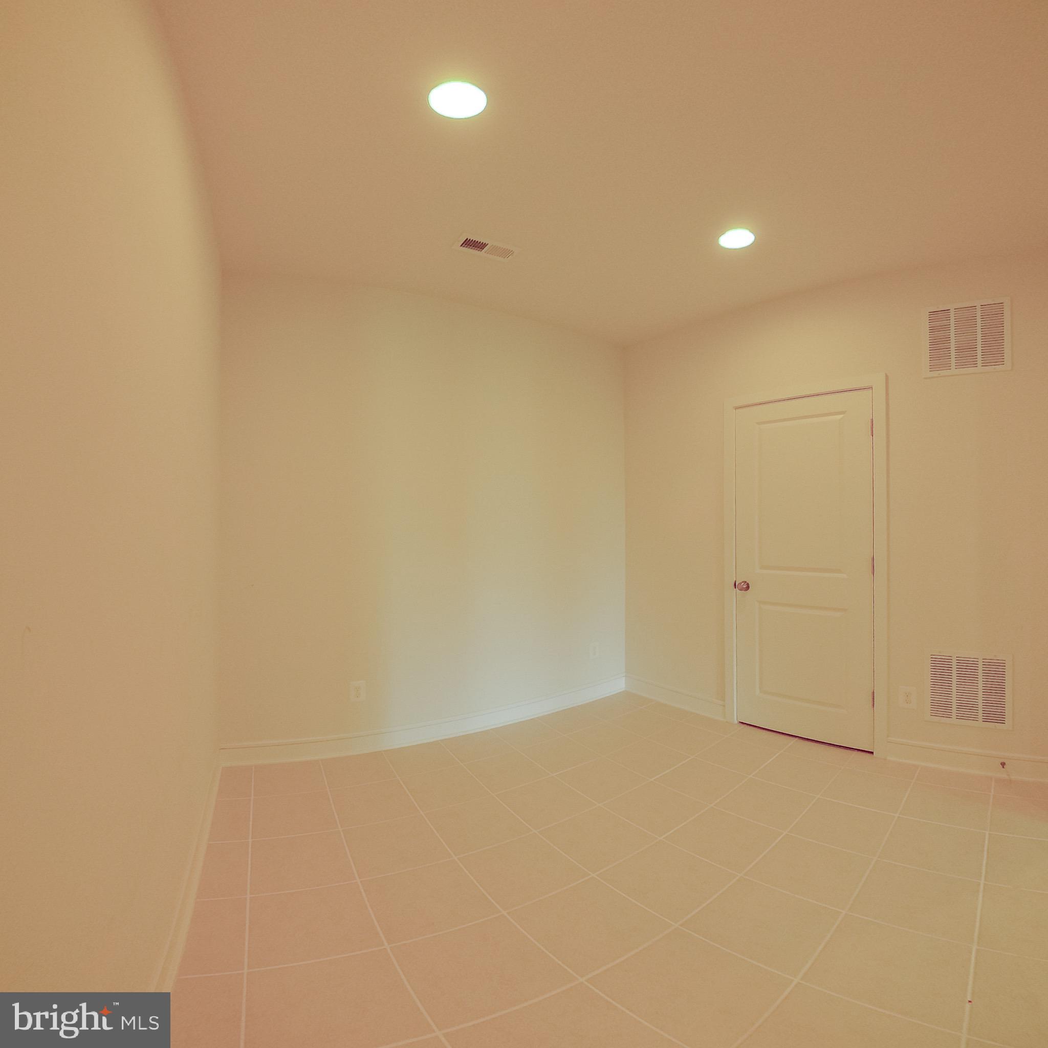 PROSPERITY PLAINS - Residential Lease