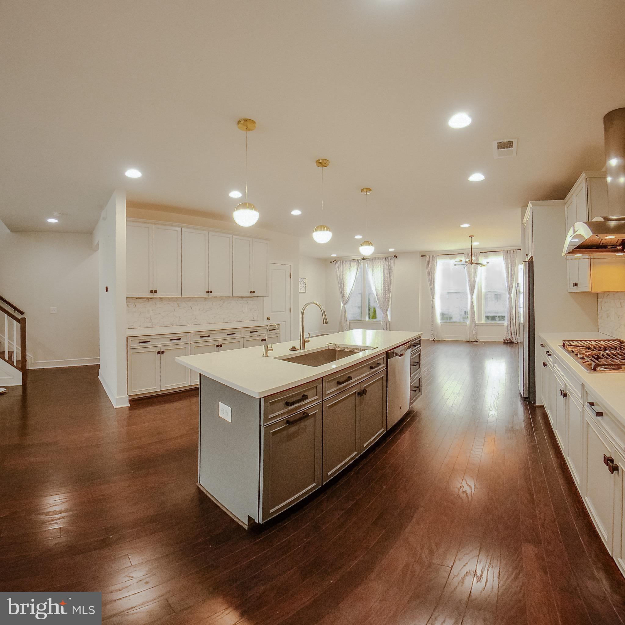 PROSPERITY PLAINS - Residential Lease