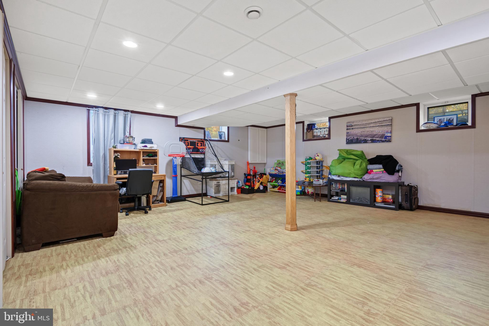 LANCASTER CITY ANNEX - Residential