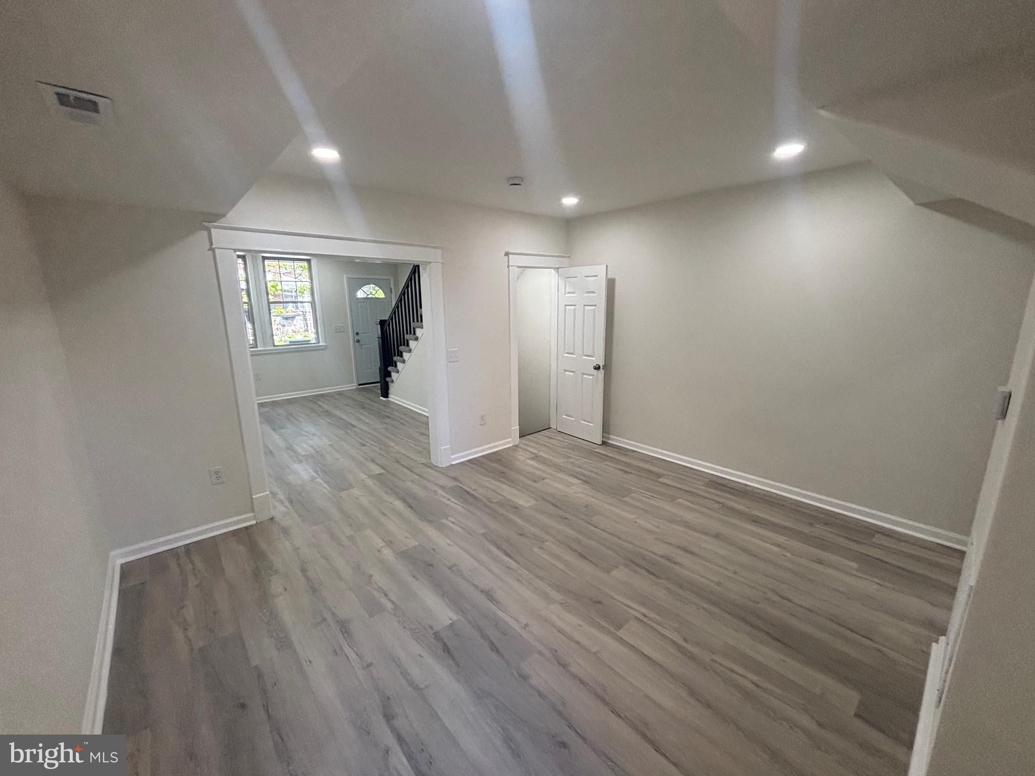 DUNDALK - Residential
