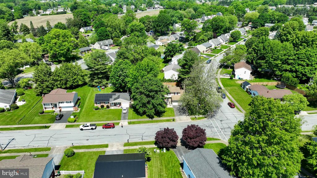 Photo of 410 N Elm Street, Lititz, PA 17543 (MLS # PALA2051394)