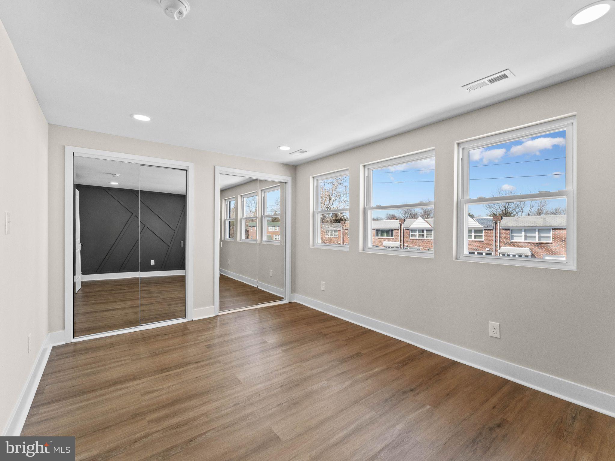 PARKWOOD - Residential