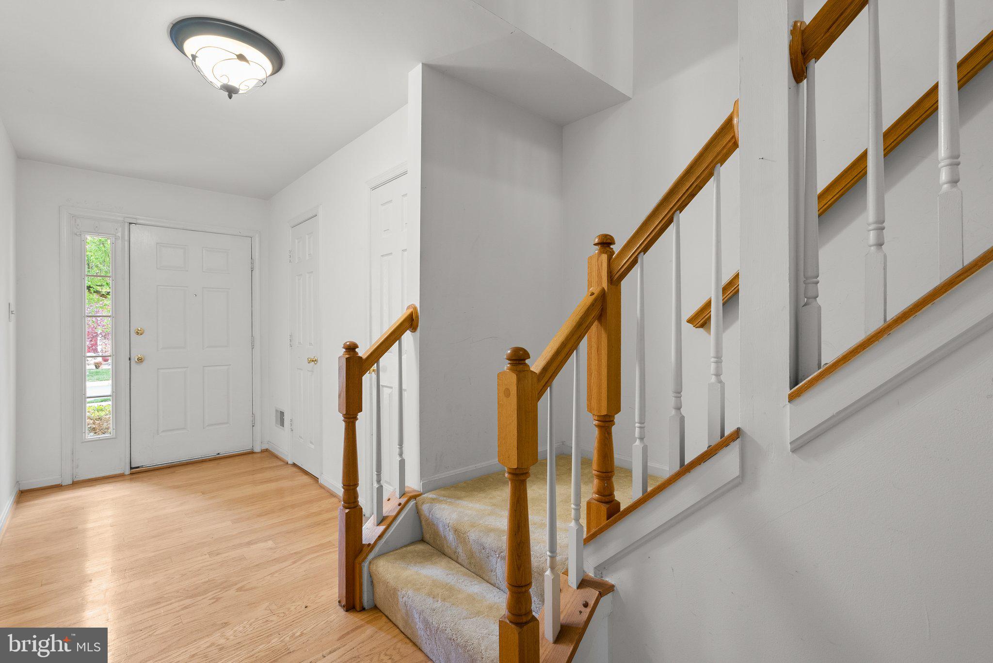 21937 THOMPSON SQUARE