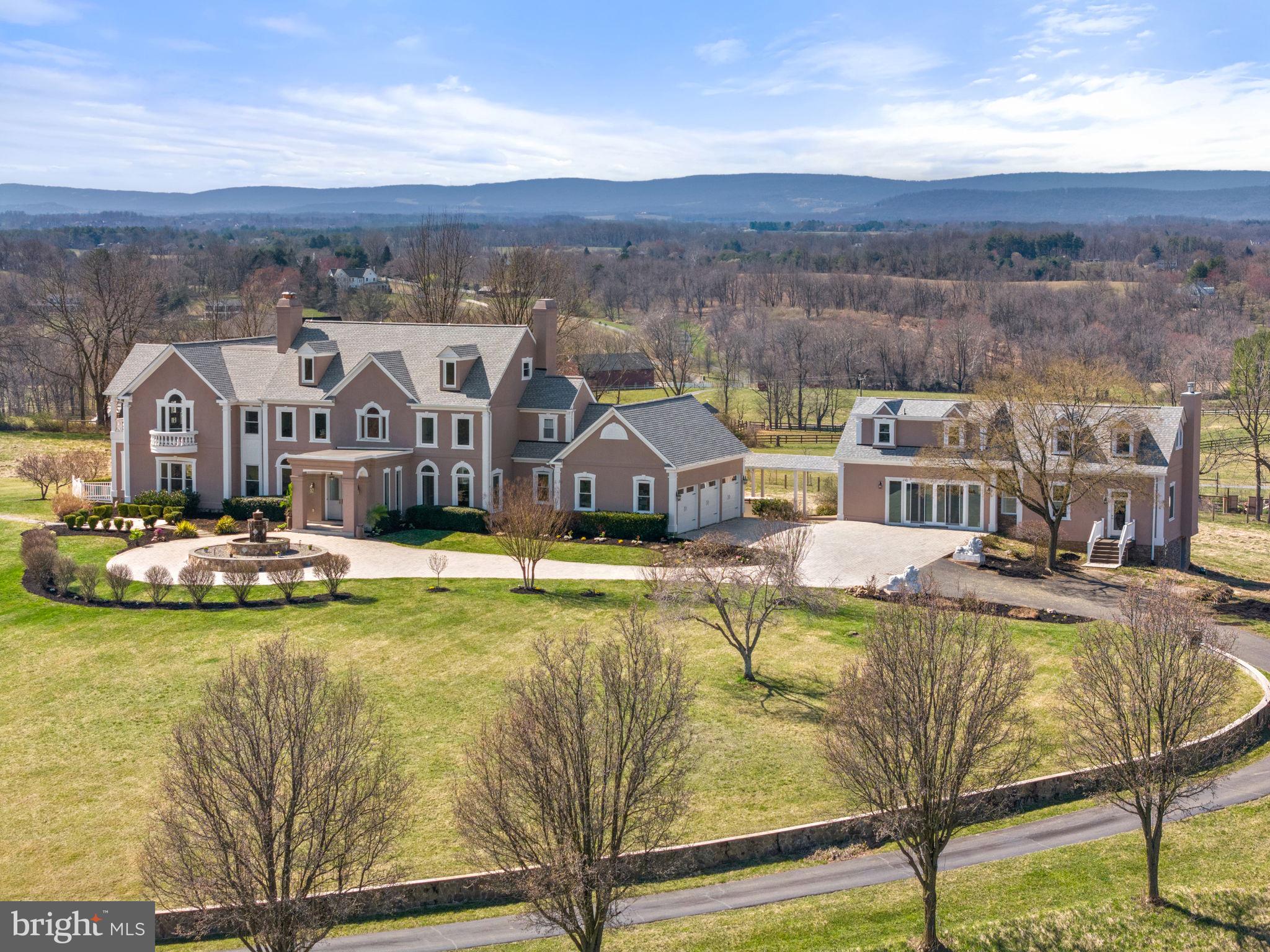 BEACON HILL - Residential