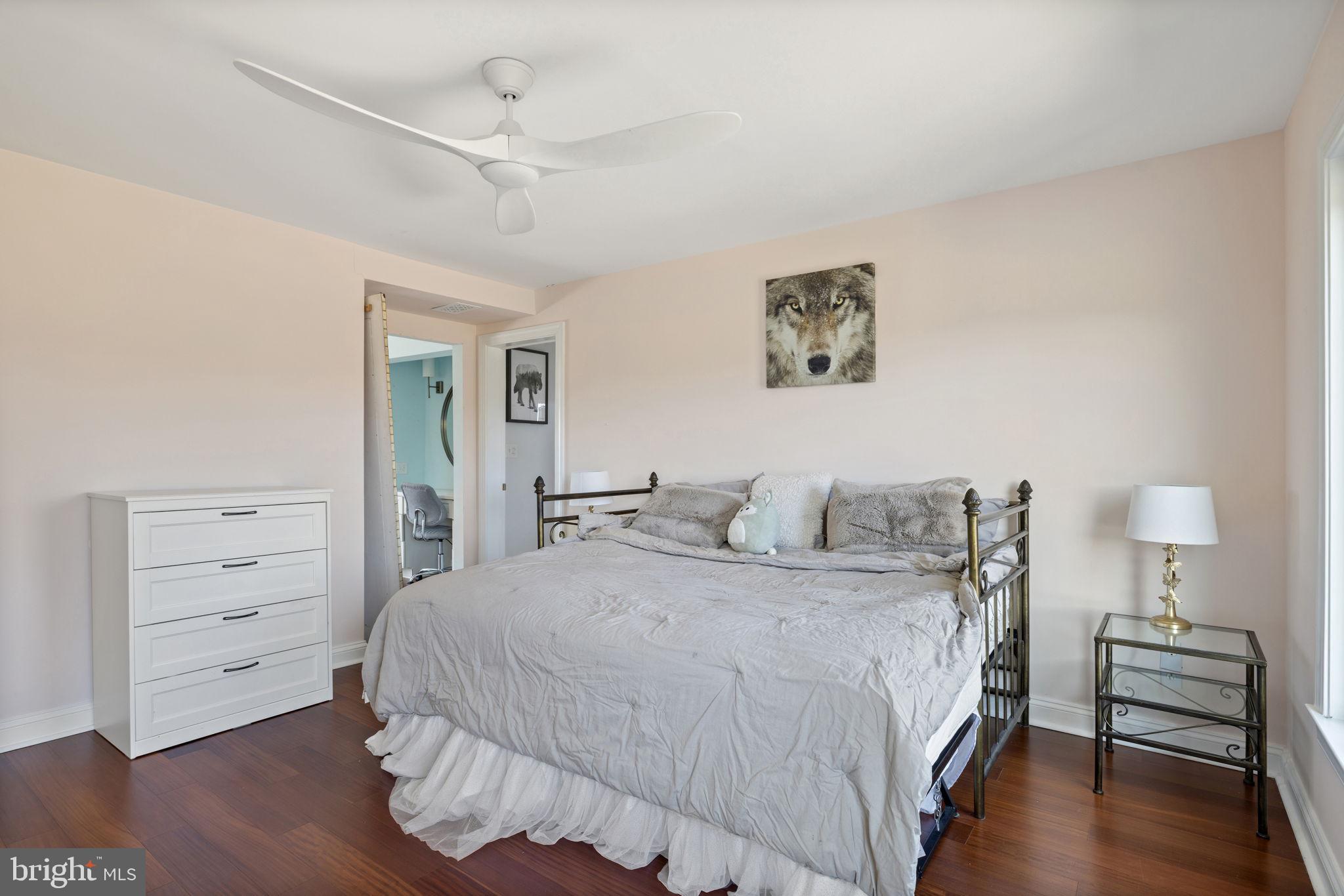 BEACON HILL - Residential