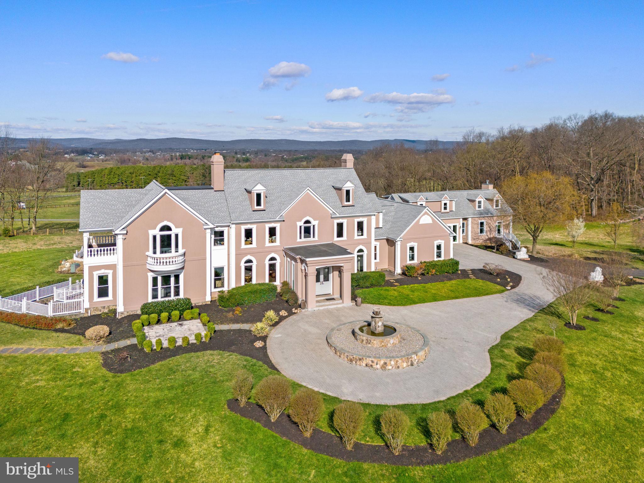 BEACON HILL - Residential