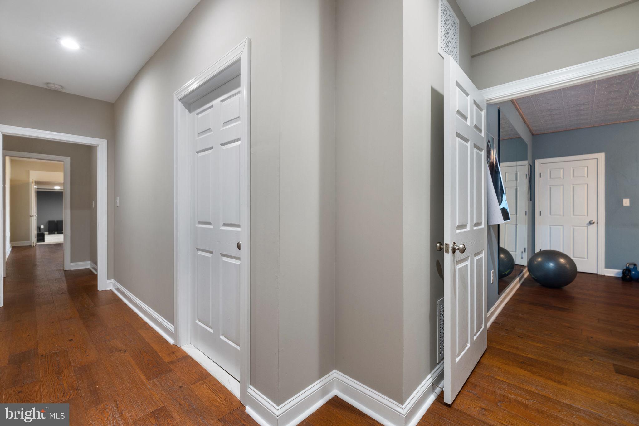 BEACON HILL - Residential