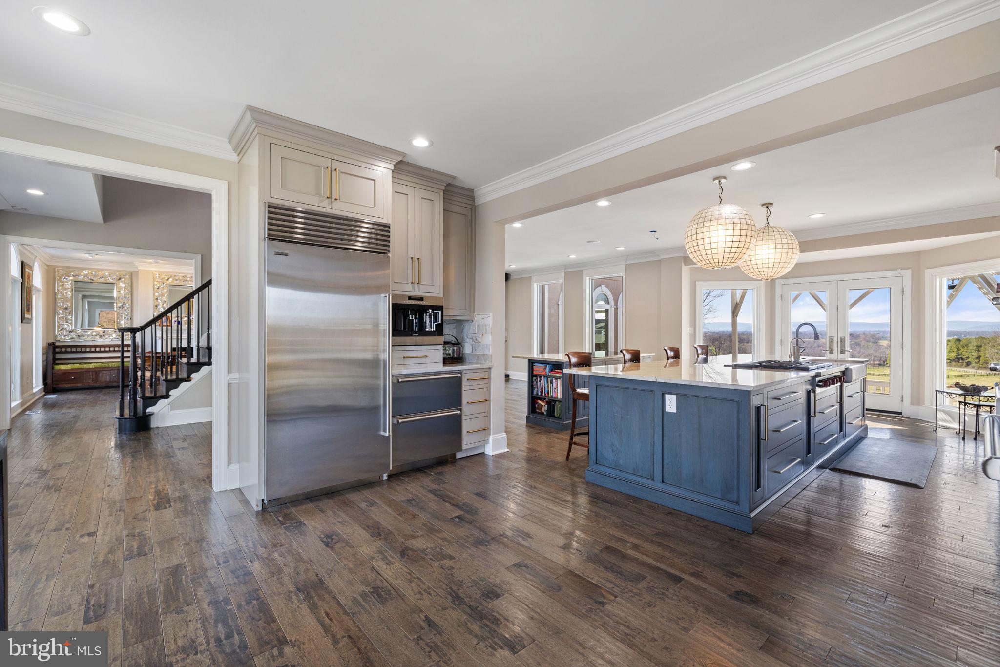 BEACON HILL - Residential