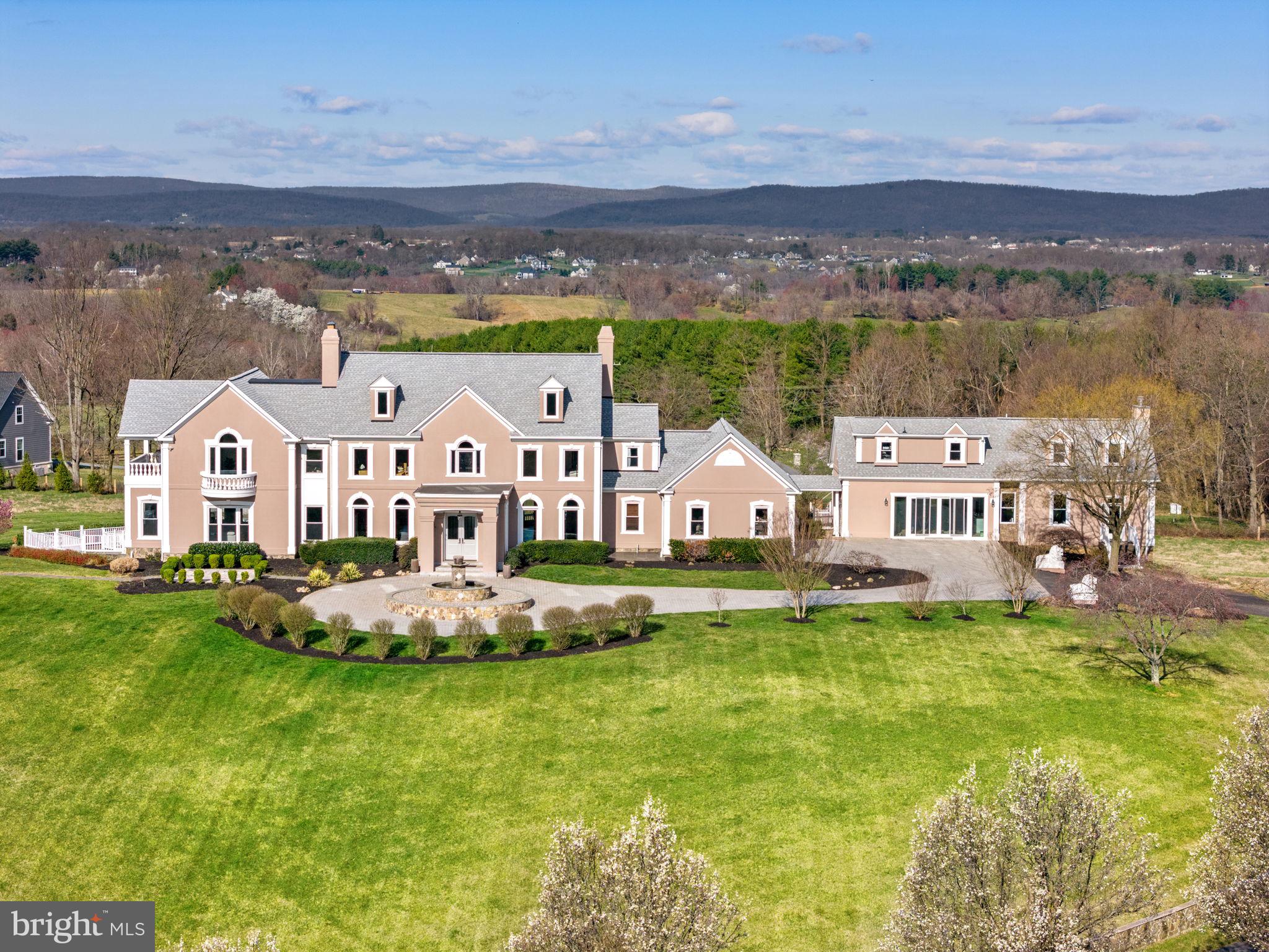 BEACON HILL - Residential