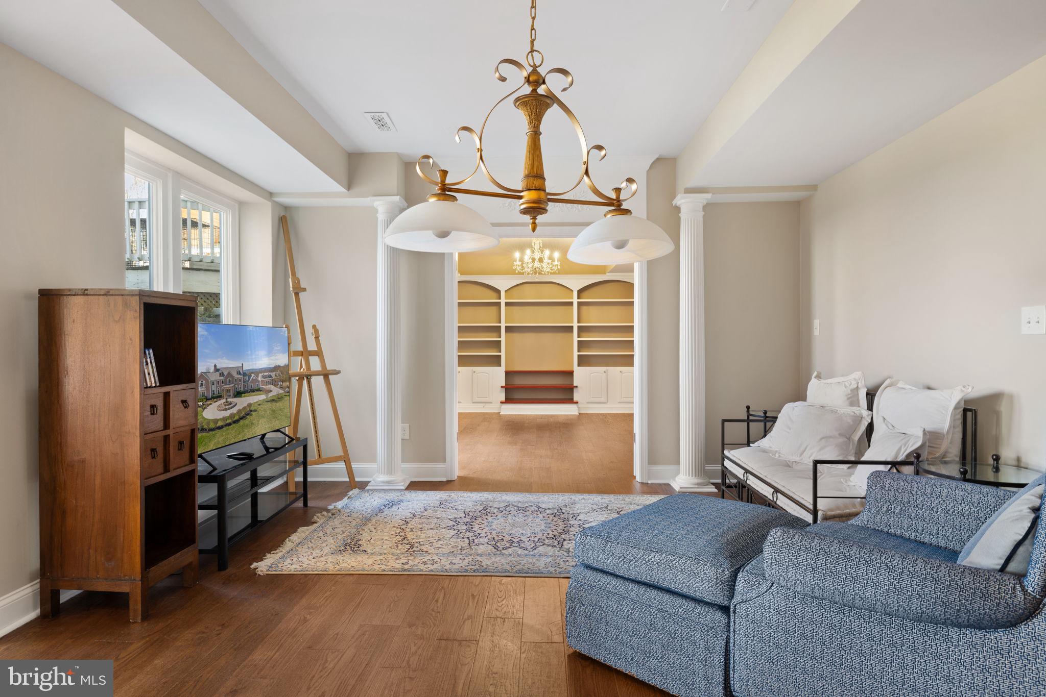 BEACON HILL - Residential